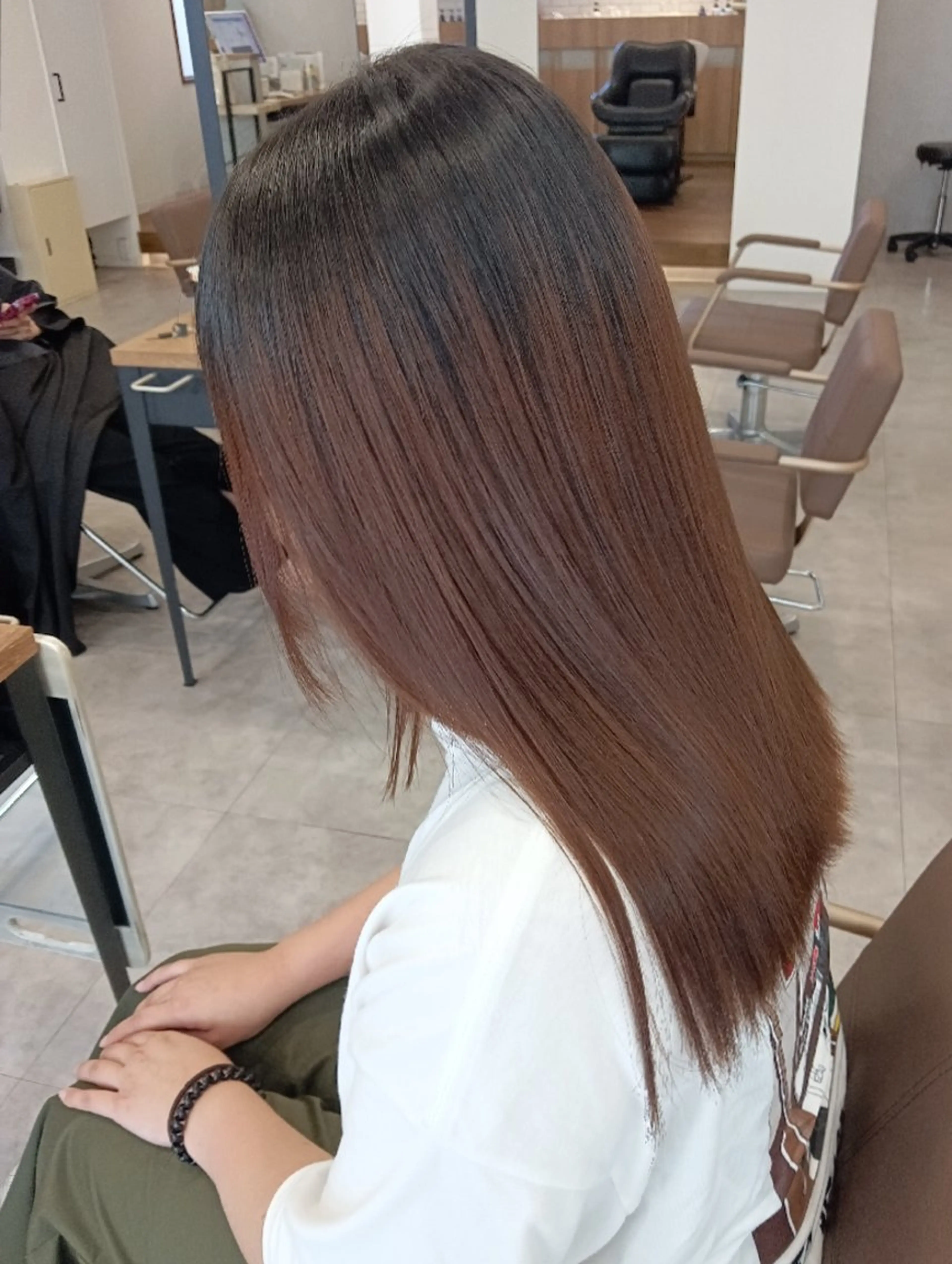 ロング 縮毛矯正 kino 優里のヘアスタイル