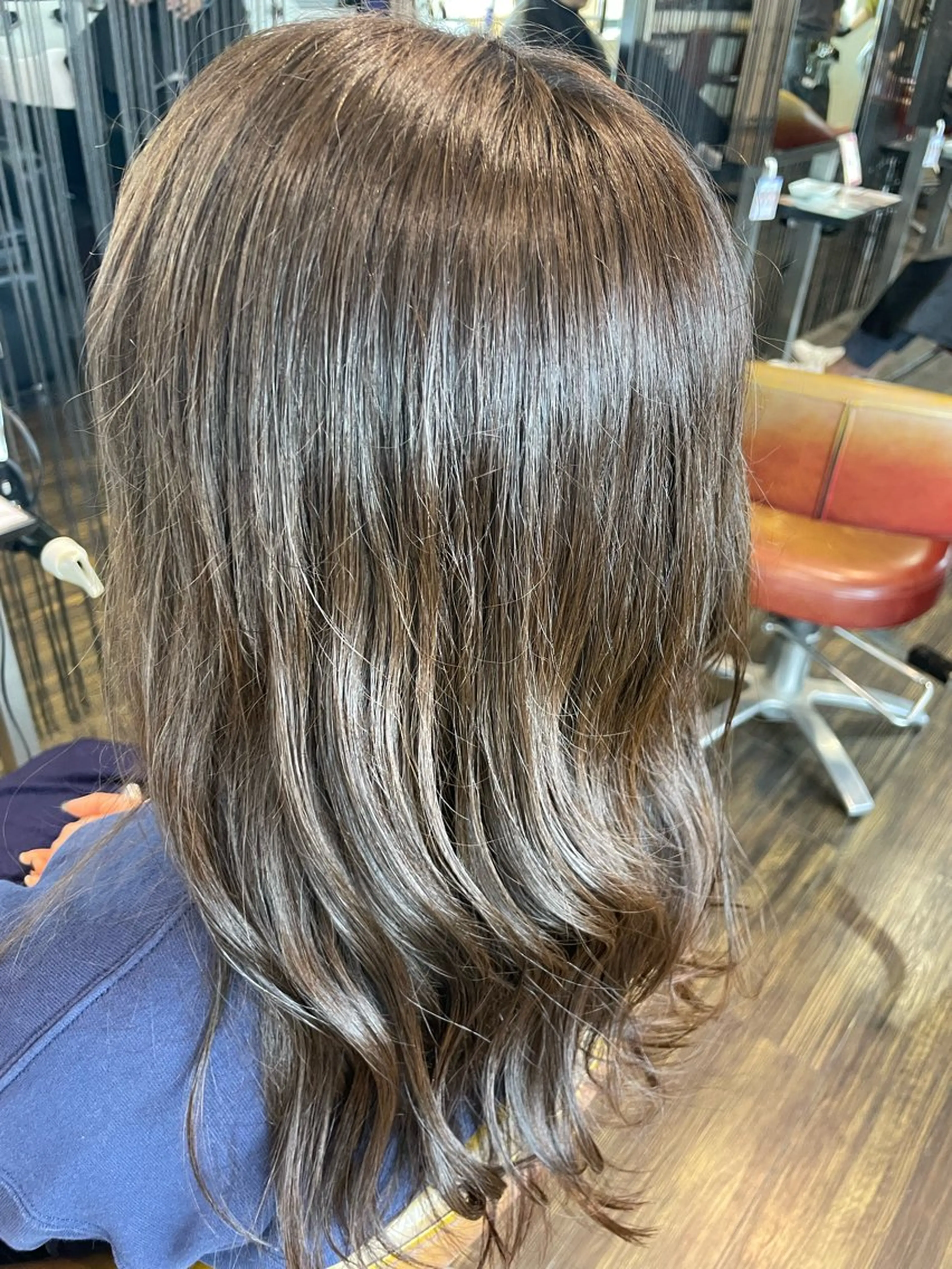 ロング カラー グレージュ カット ヘアカラー 佐藤 綾郁のヘアスタイル