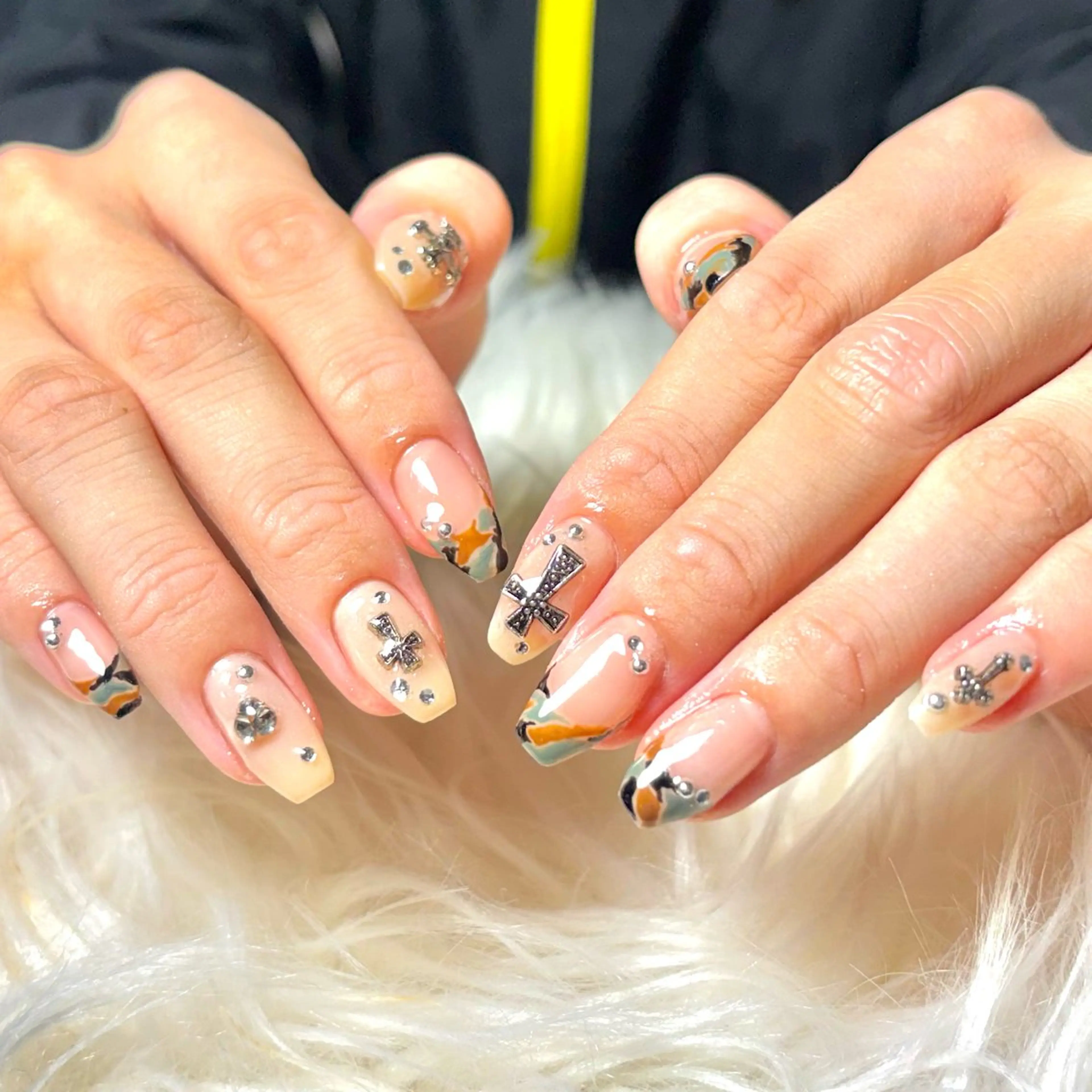 ネイル ハンドネイル ハンドケア hohomi .のネイルデザイン