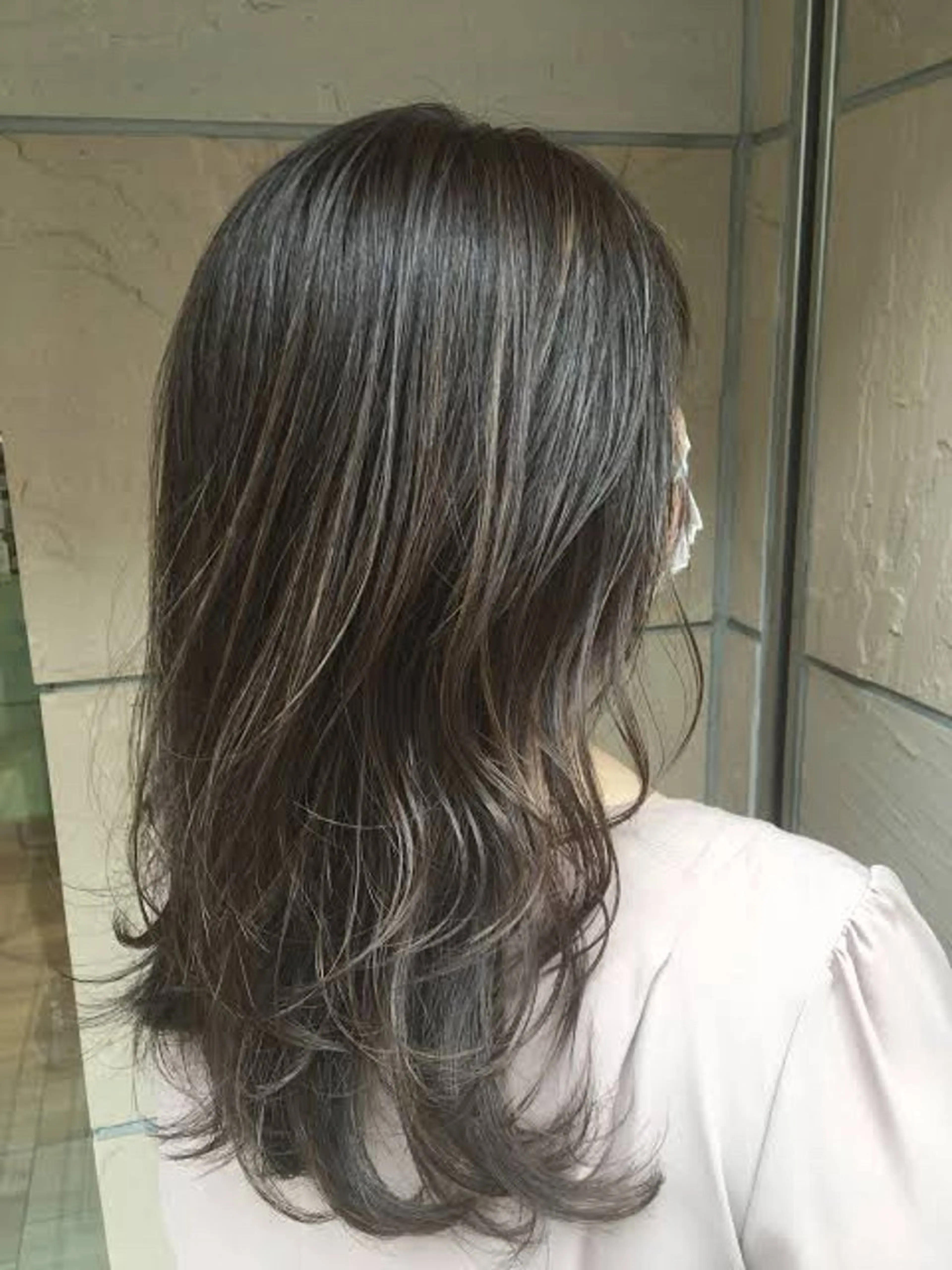 セミロング hair salon UNO伊勢原店所属・はる 「カラーモデル募集」のヘアスタイル