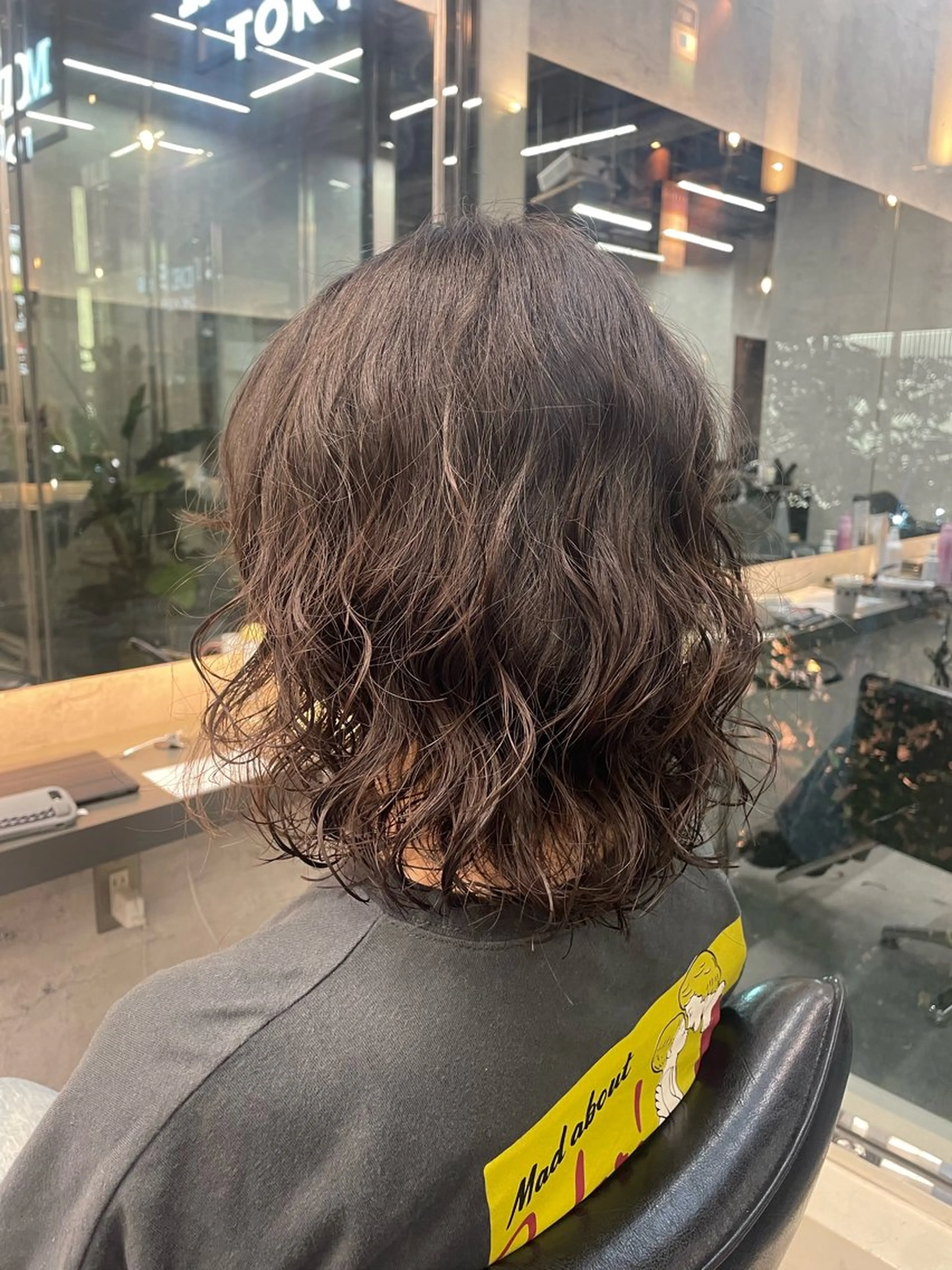 ミディアム パーマ 顔まわり/レイヤー 🌼MIU🌼のヘアスタイル