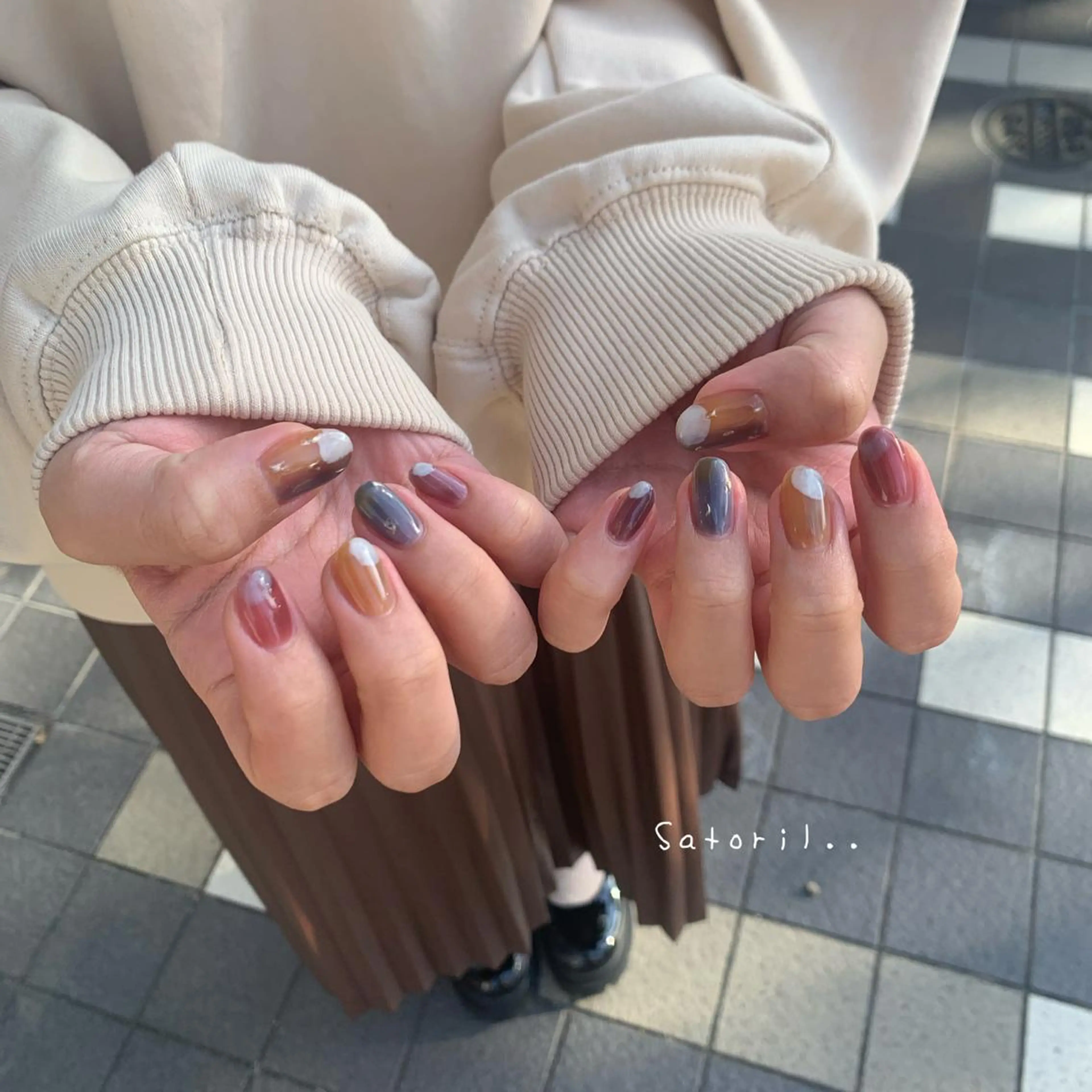 もちこみシンプルデザイン◆（オフ込）アシメは+¥500の写真