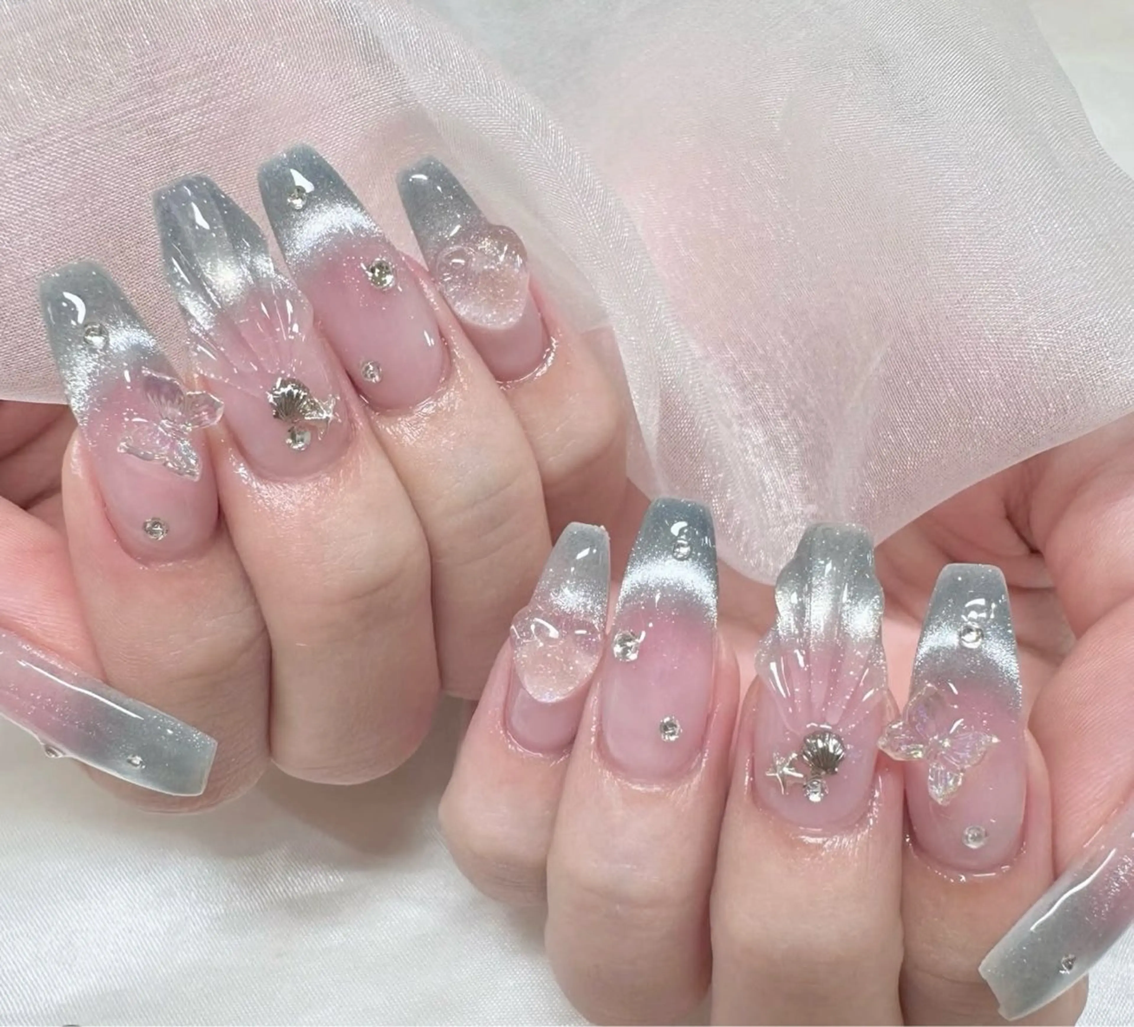 ネイル ハンドネイル Luna スカルプ専門店のネイルデザイン