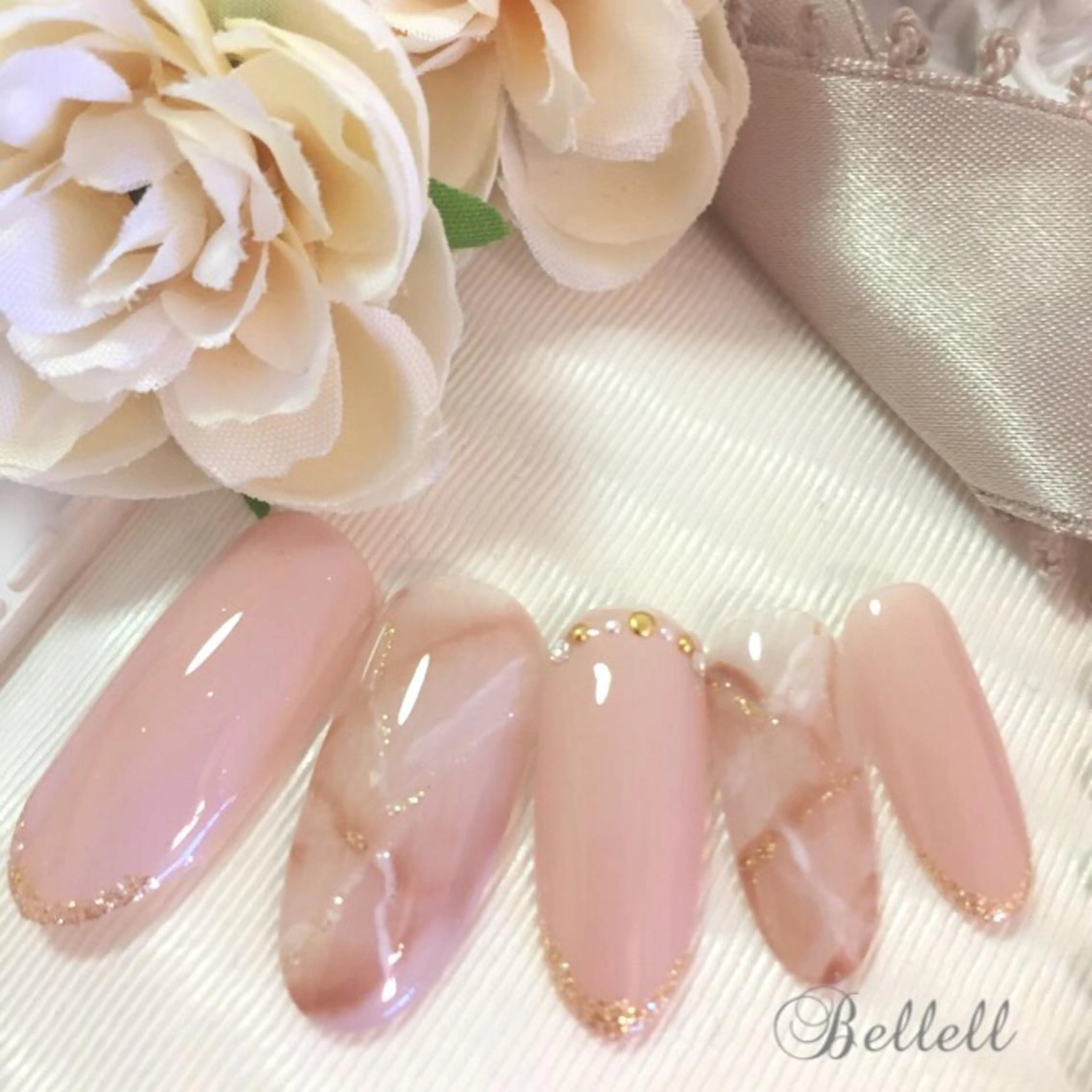 ネイル 青木 綾子のネイルデザイン