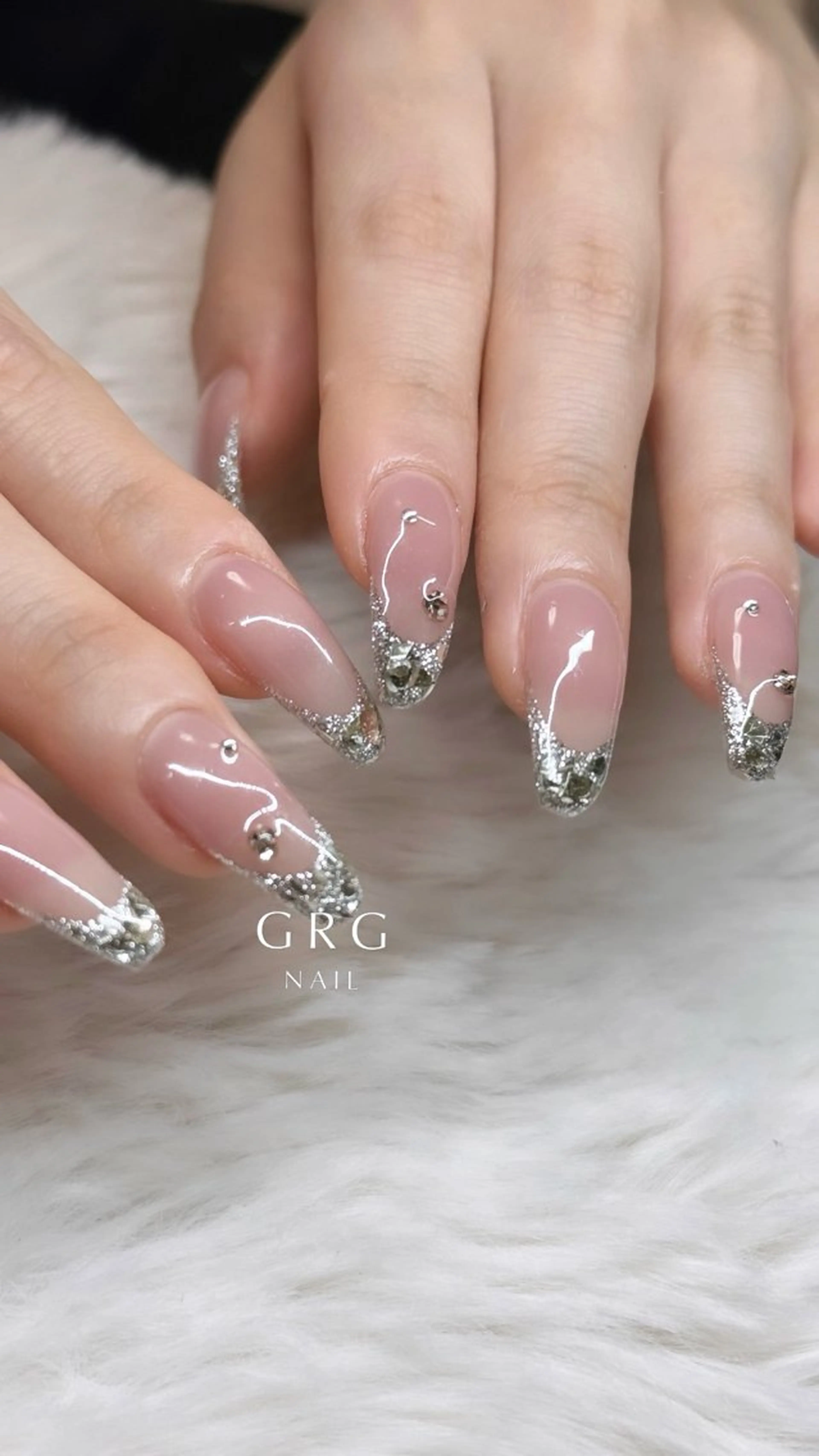 ネイル ハンドネイル GRG NAILのネイルデザイン