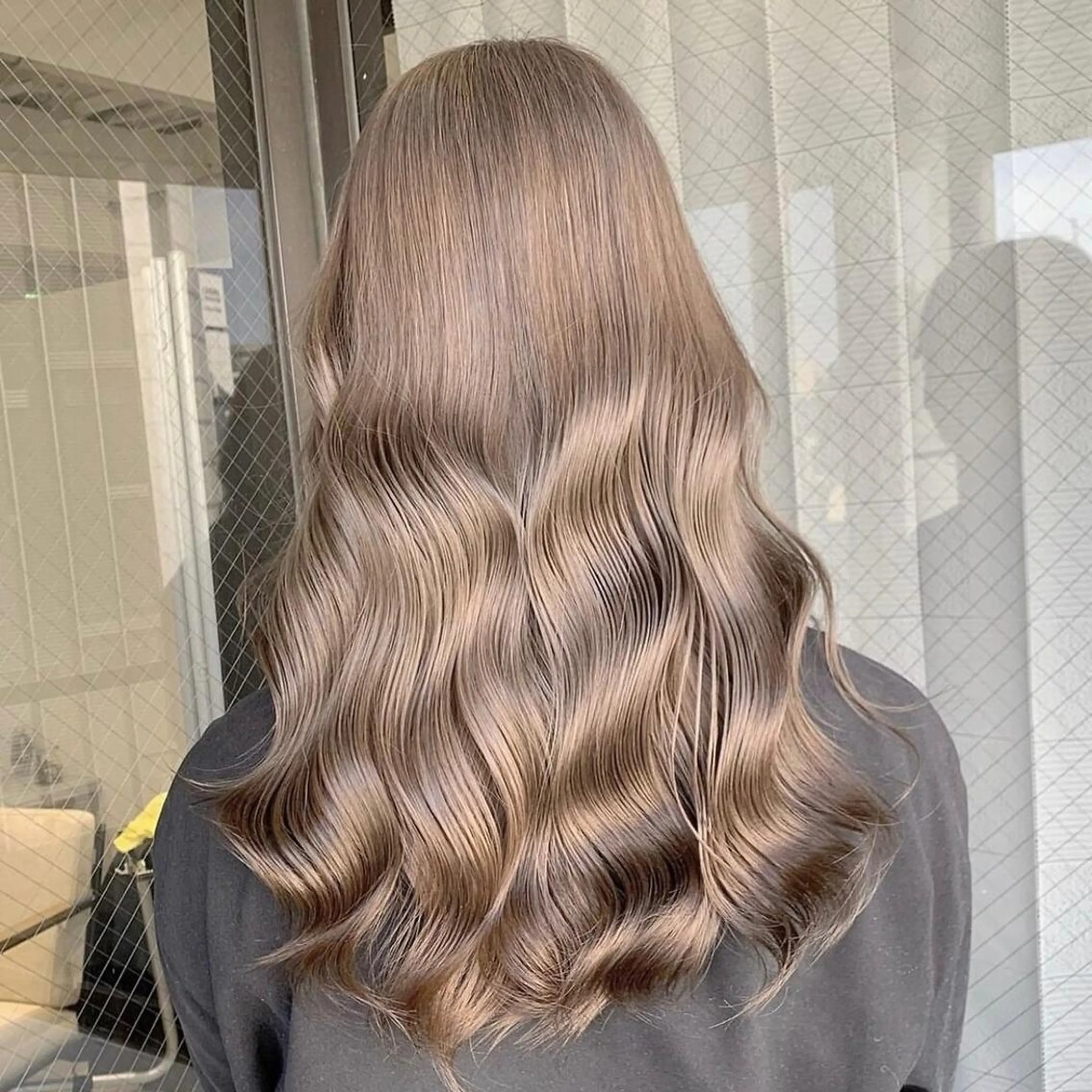 ロング 韓国風カラー ボブ 外国人風カラー ハイライト 髪質改善 メンズカット✂️ ¥2,200〜*土田のヘアスタイル