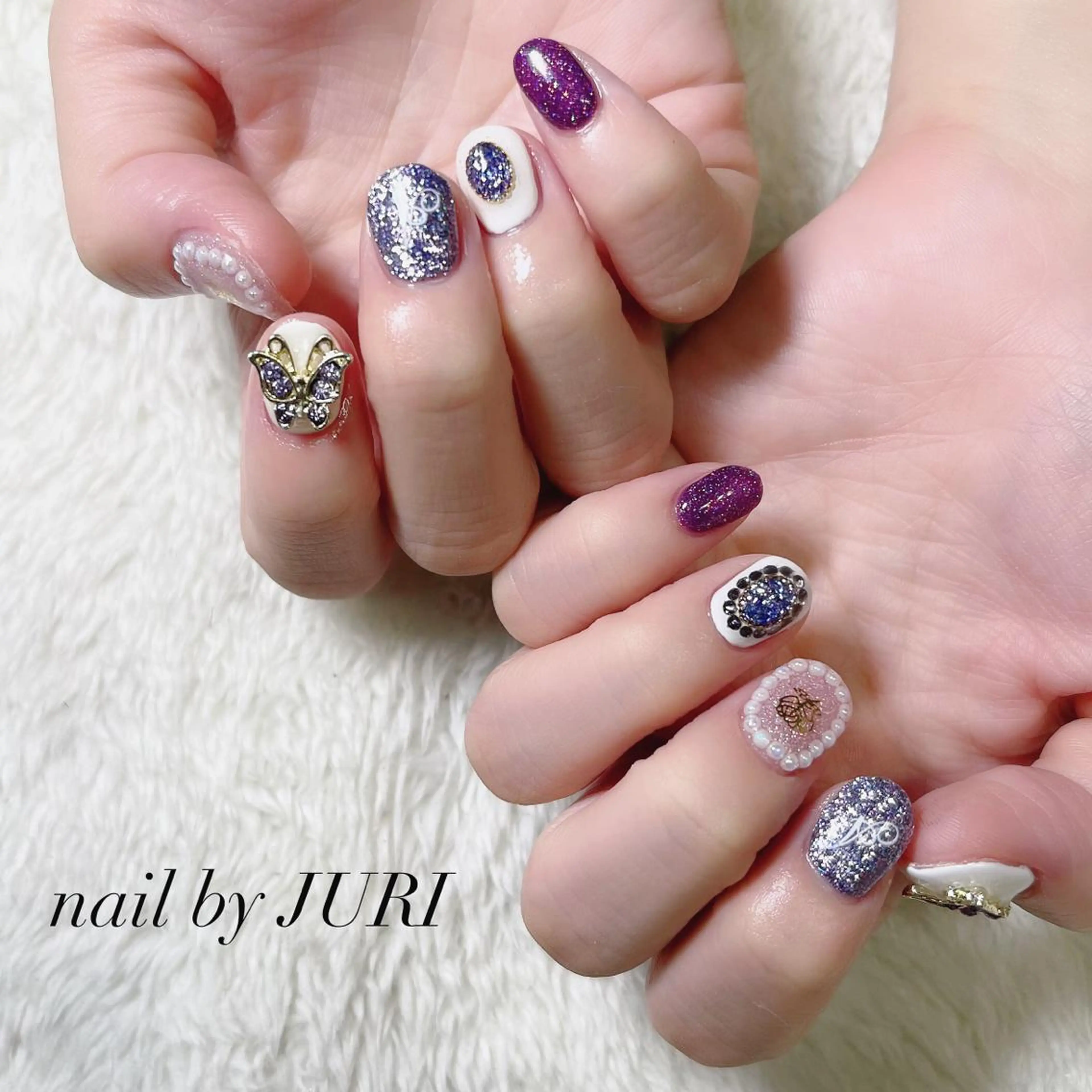 ネイル フットネイル フレンチネイル ジェルネイル ラメ(グリッター) ラメグラデーション NEO Beauty Salon所属・𝐍𝐄𝐎 𝐉𝐔𝐑𝐈のネイルデザイン