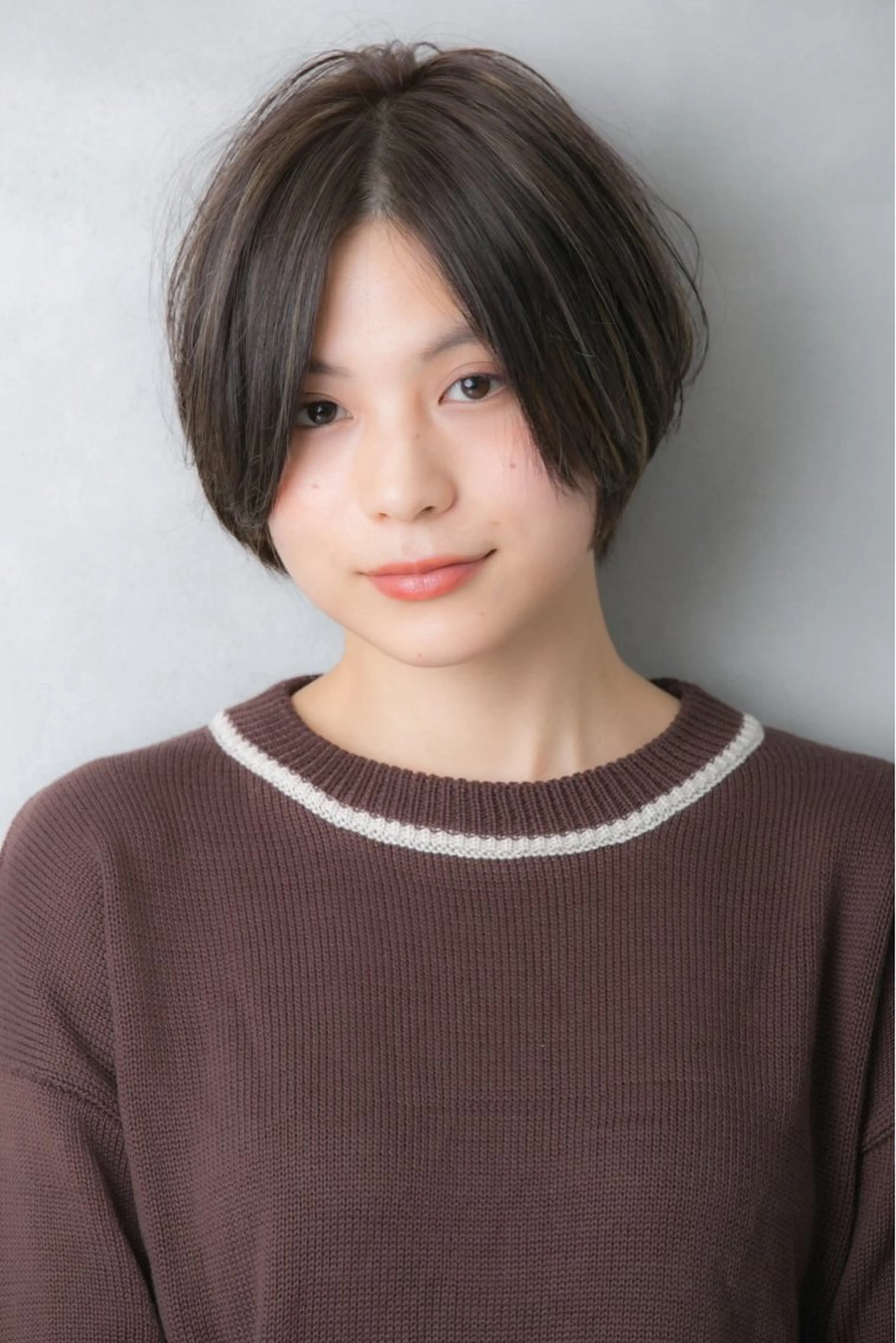 ショート カラー ハンサムショート グレージュ ハイライトカラー ハイライト 似合わせカット ヘアカラー トリートメント 小顔カット✨ 透明感カラー✨kyoのヘアスタイル