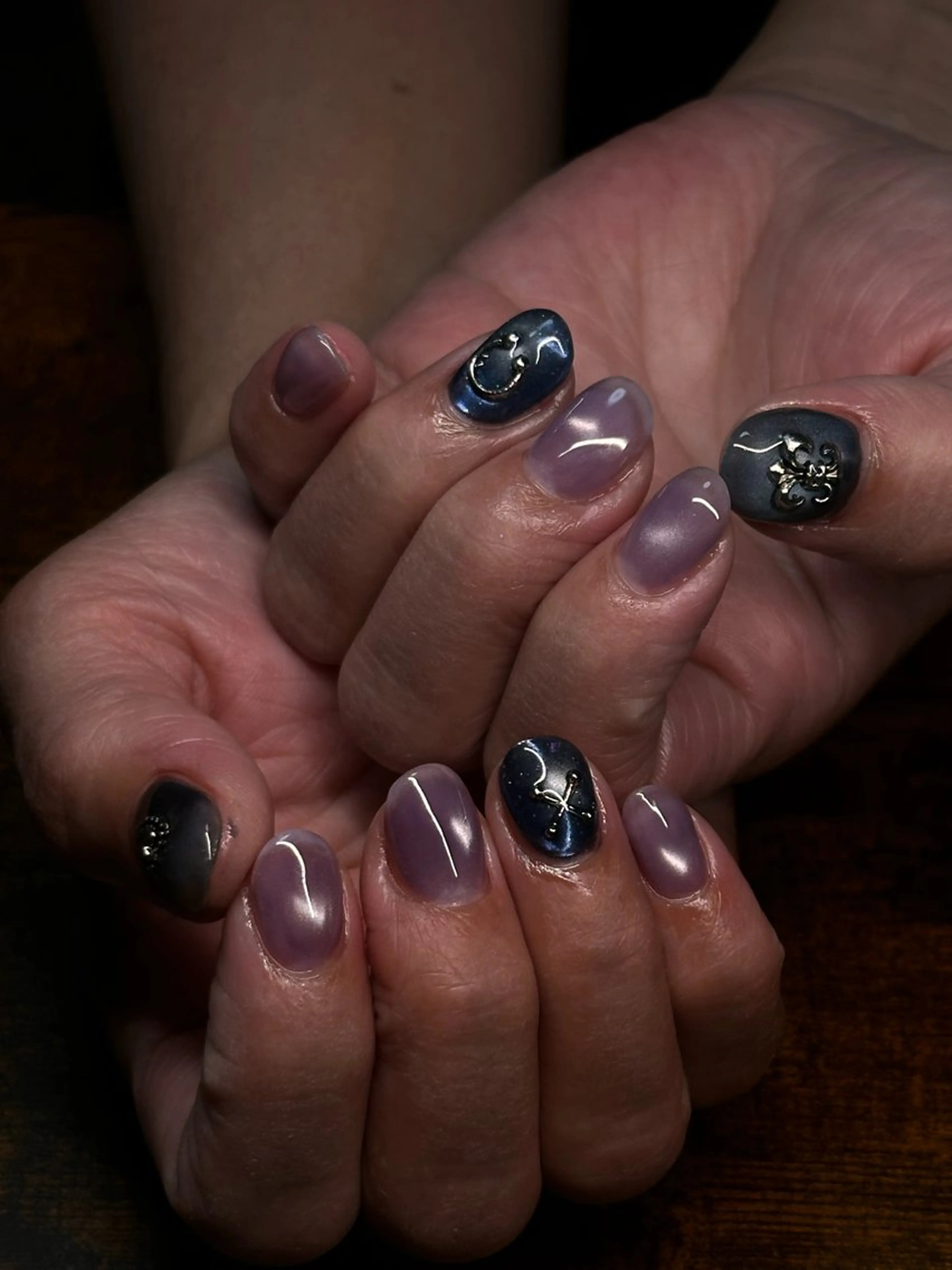 ネイル ミラーネイル ネイビー ハンドネイル つめピリカ所属・つめピリカ きさらのネイルデザイン