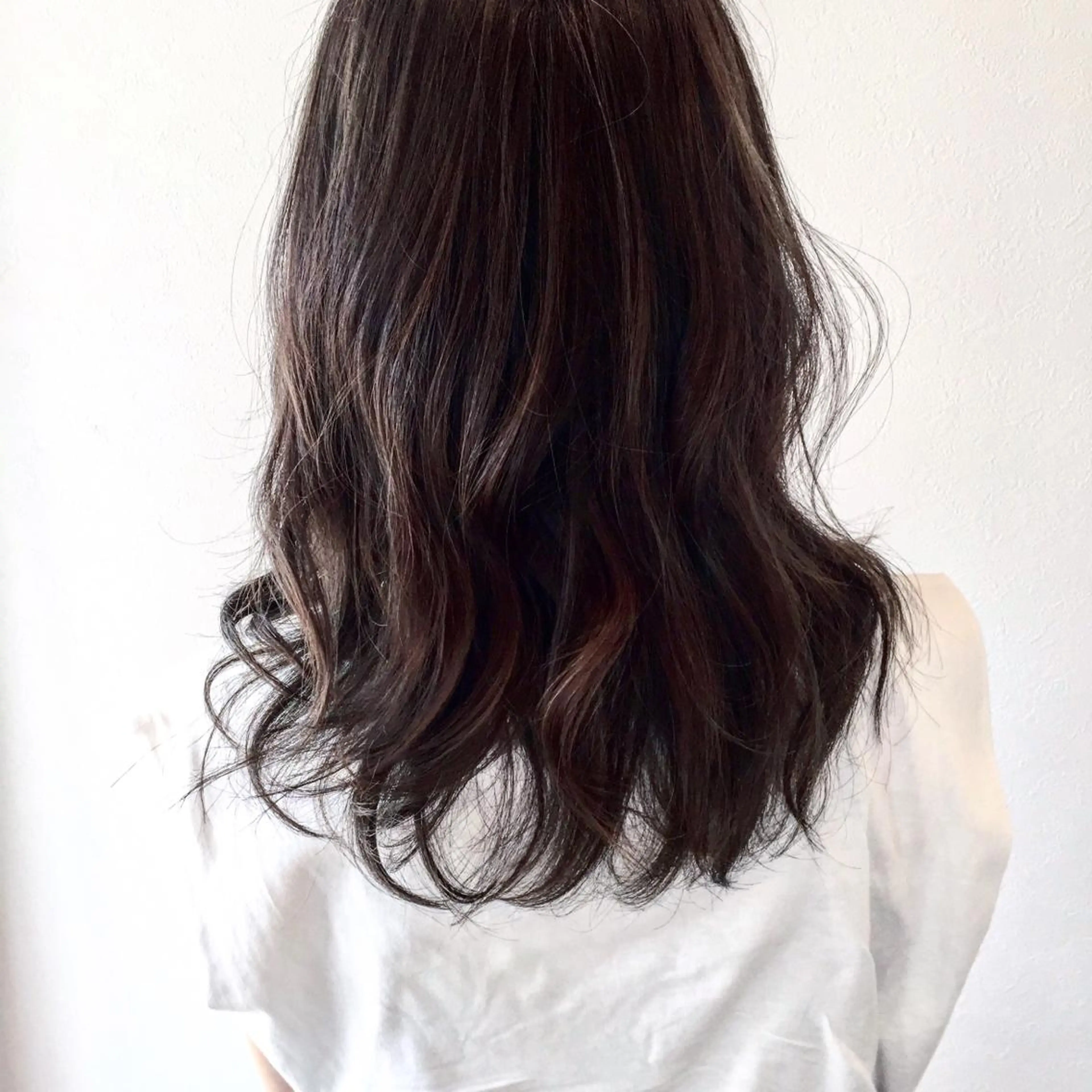 セミロング カラー アッシュ バレイヤージュ レイヤーカット 「rita」 フルヤマ　ユウタのヘアスタイル
