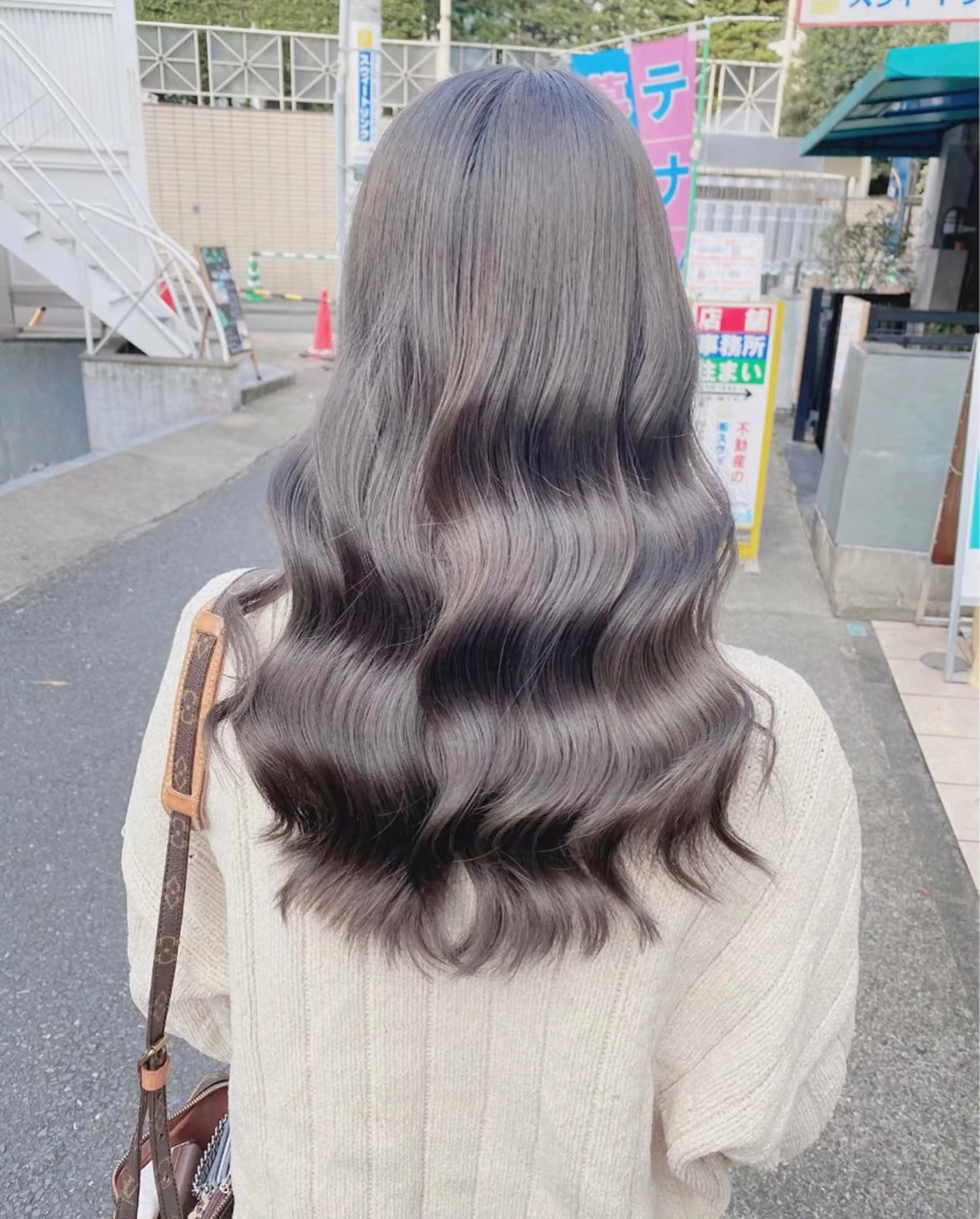 セミロング カラー ヘアアレンジ カット ヘアカラー トリートメント ヘアセット 🫧ハイトーン♡ ヘアメ/yuzu🫧のヘアスタイル
