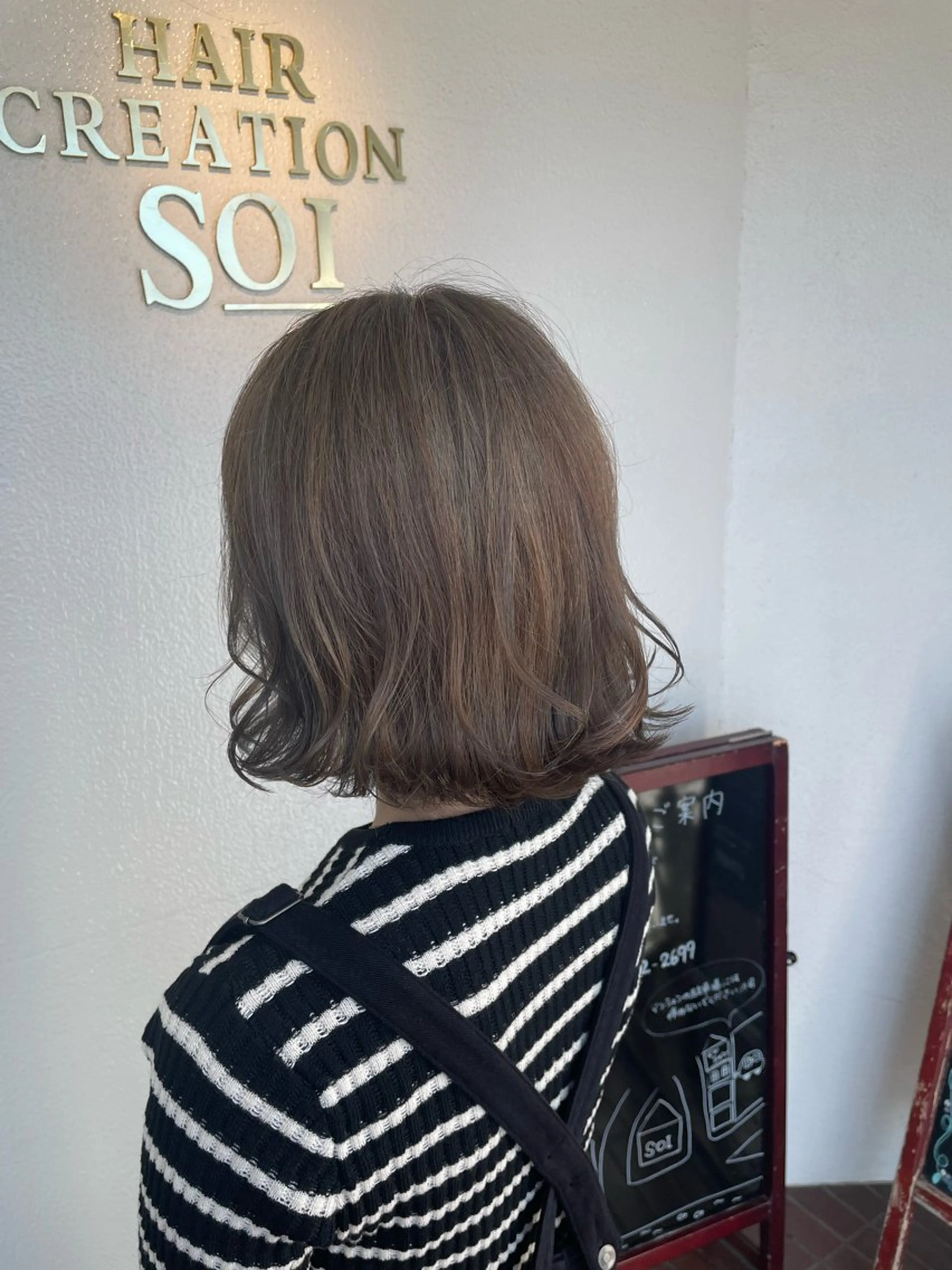 ミディアム カラー グレージュ ミルクティーグレージュ 大嶋 宏隆のヘアスタイル