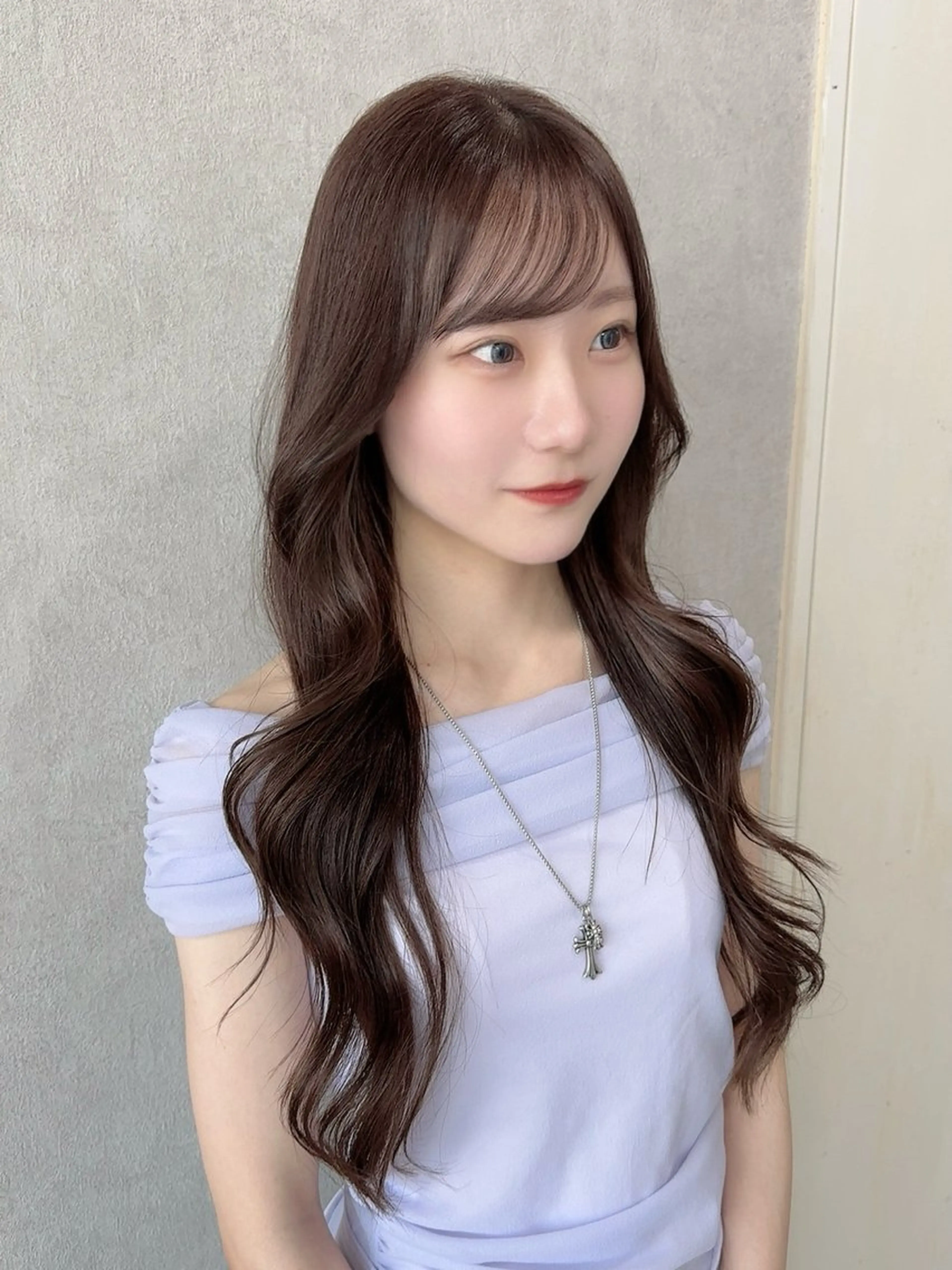 ロング カラー アッシュ アッシュブラウン ベージュカラー 黒髪 ブリーチ ヘアカラー トリートメント 赤み無し柔らかカラー 【梅田】madokaのヘアスタイル