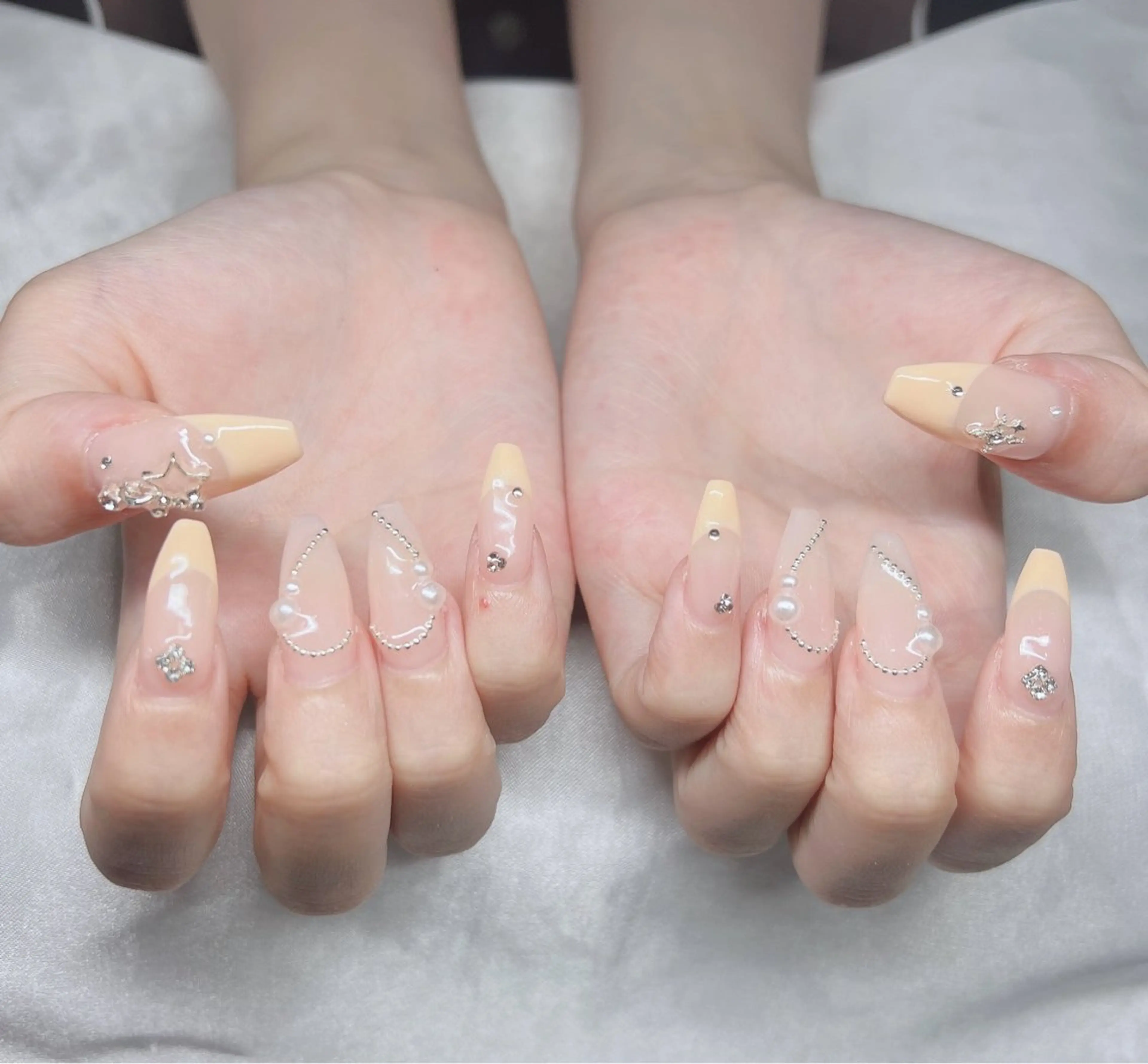 ネイル 長さ出し グラデーション キラキラネイル マグネットネイル ニュアンスネイル ハンドネイル Lee Nails チップ長さだし専門店のネイルデザイン