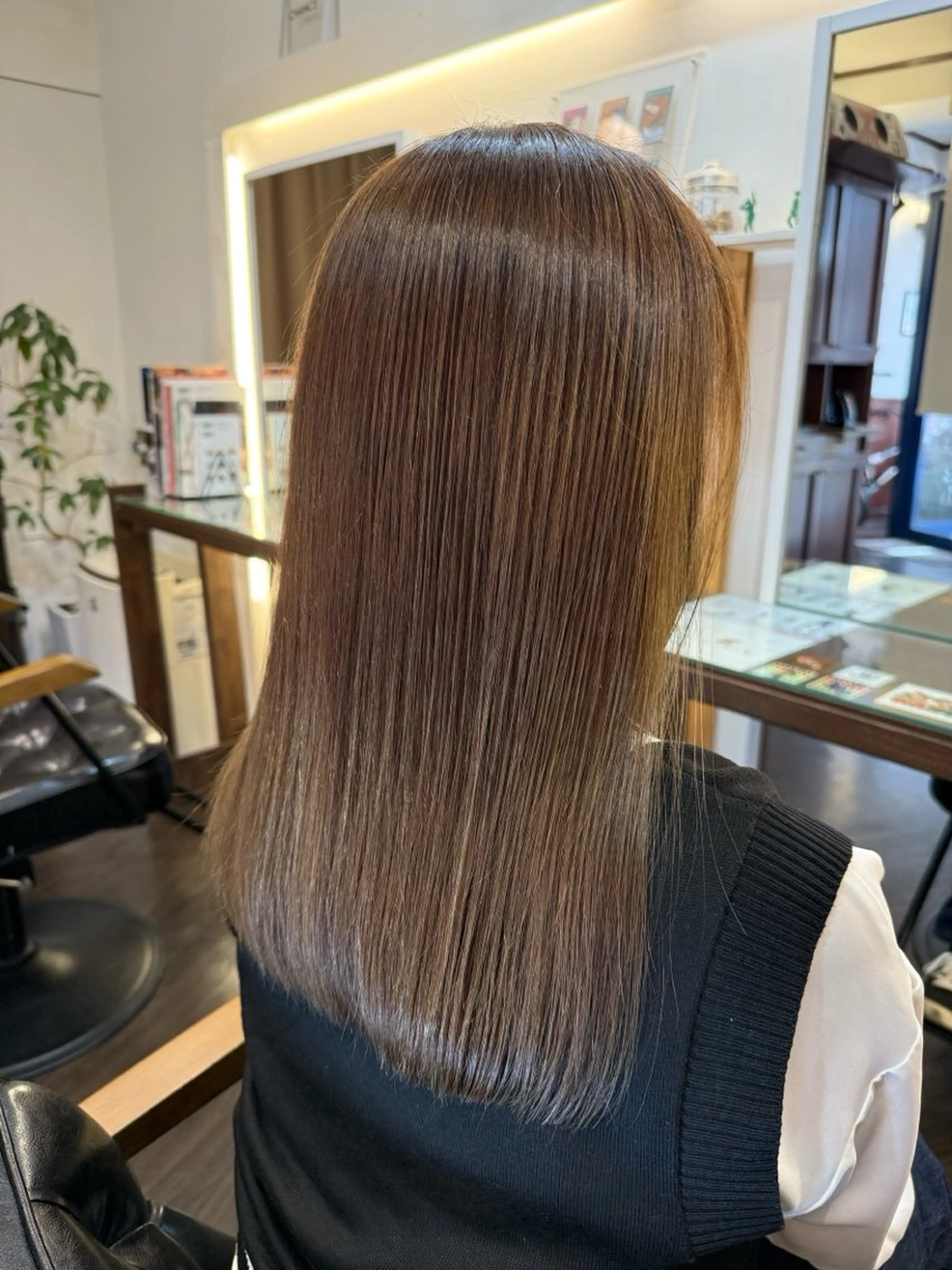 セミロング トリートメント 山本 佳裕のヘアスタイル