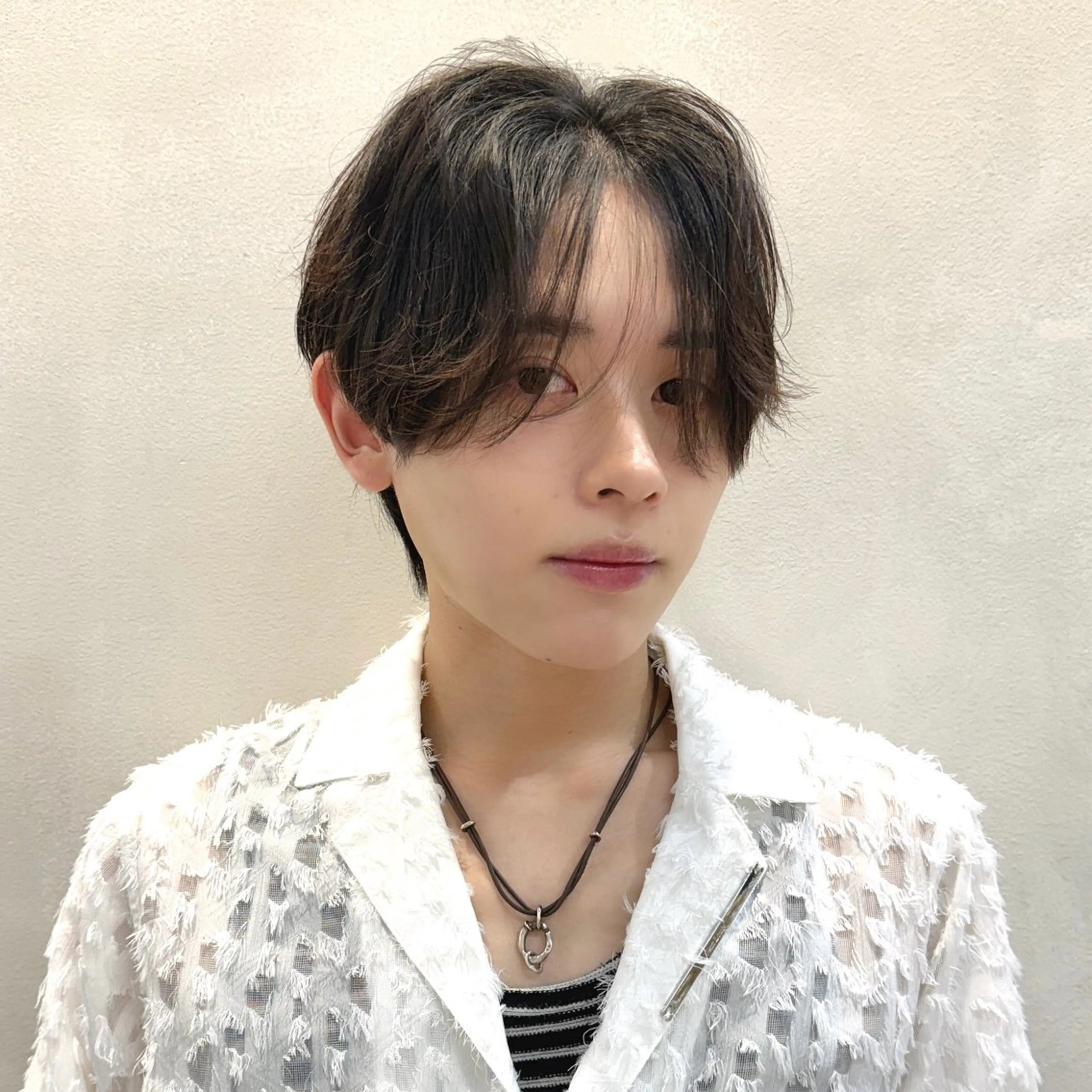 メンズ カット パーマ トリートメント Hiroki/韓国 センターパートのヘアスタイル