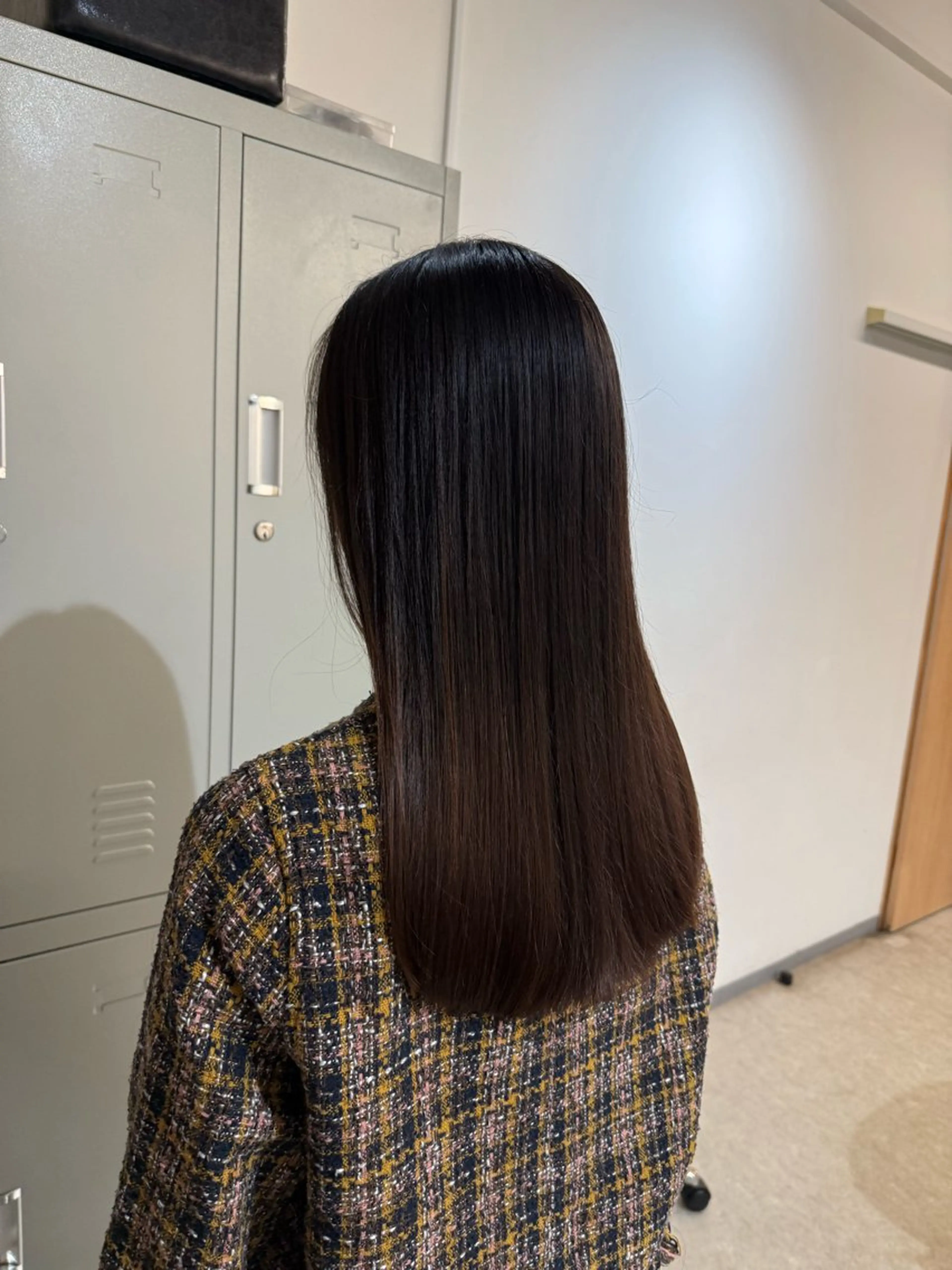 セミロング 似合わせカット🫧 🍒透明感ブリーチのヘアスタイル