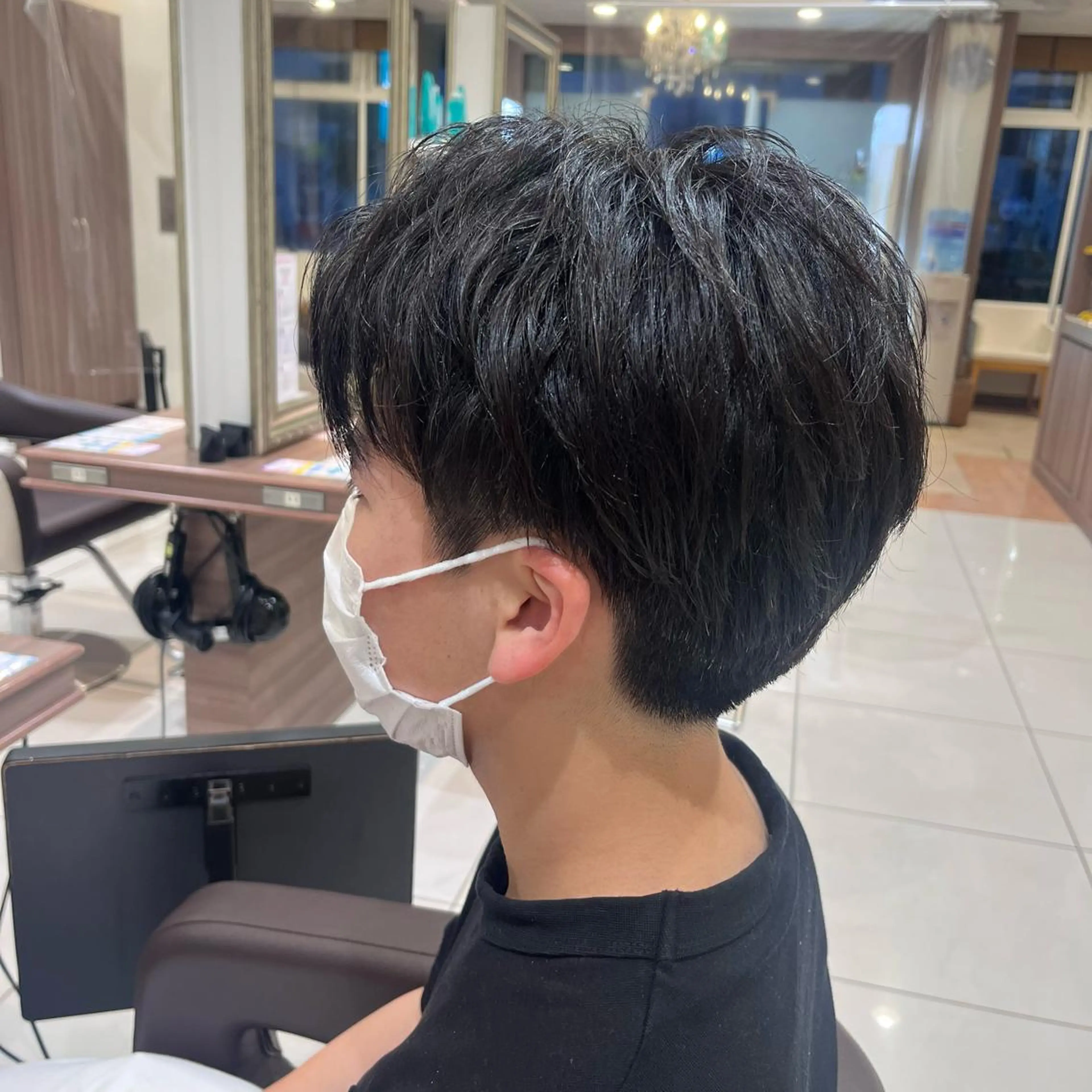 メンズ ナチュラル暖色カラー 🤎 佐藤栞のヘアスタイル