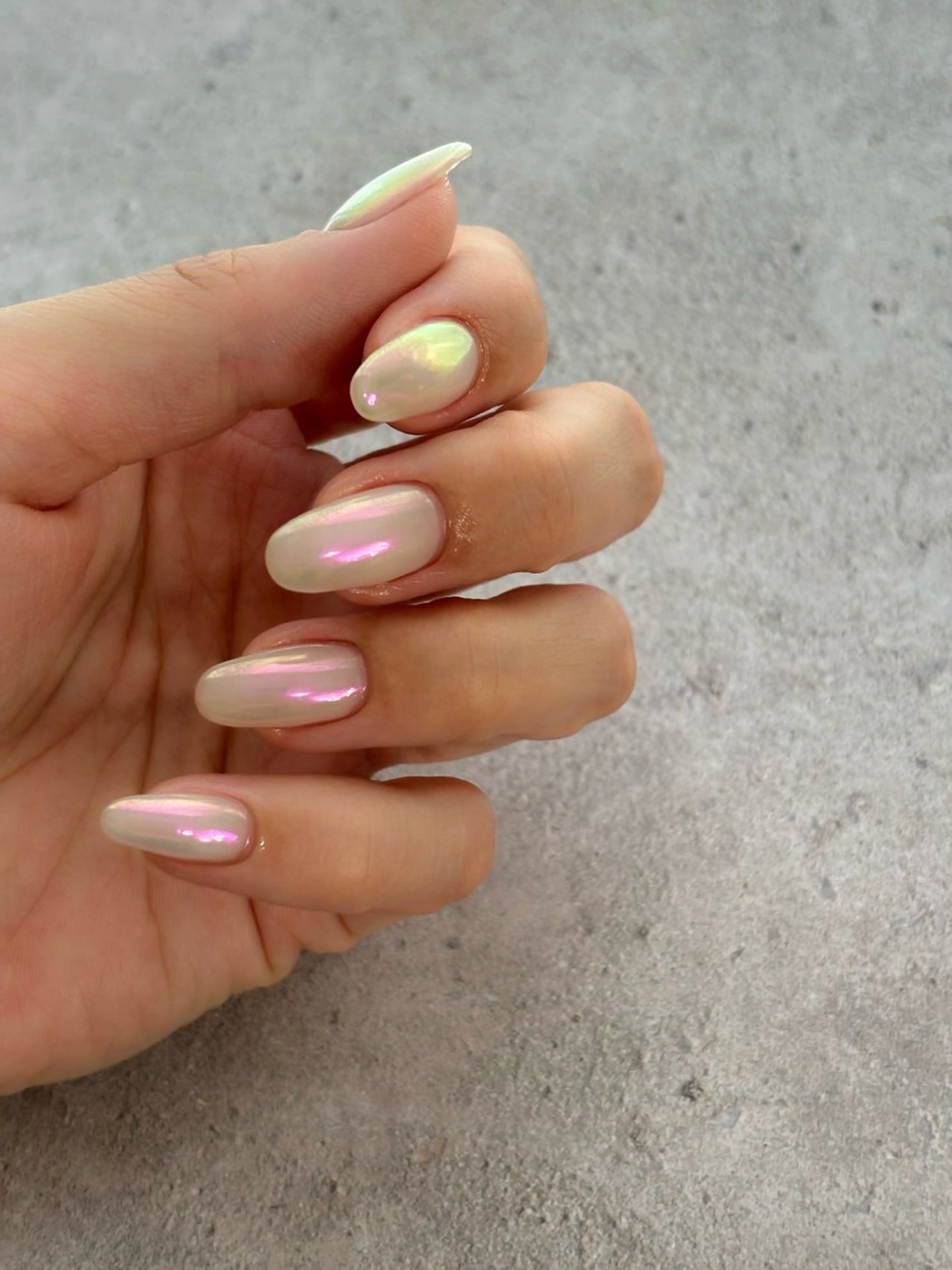 ネイル オーロラネイル ホワイト nail salon runoのネイルデザイン
