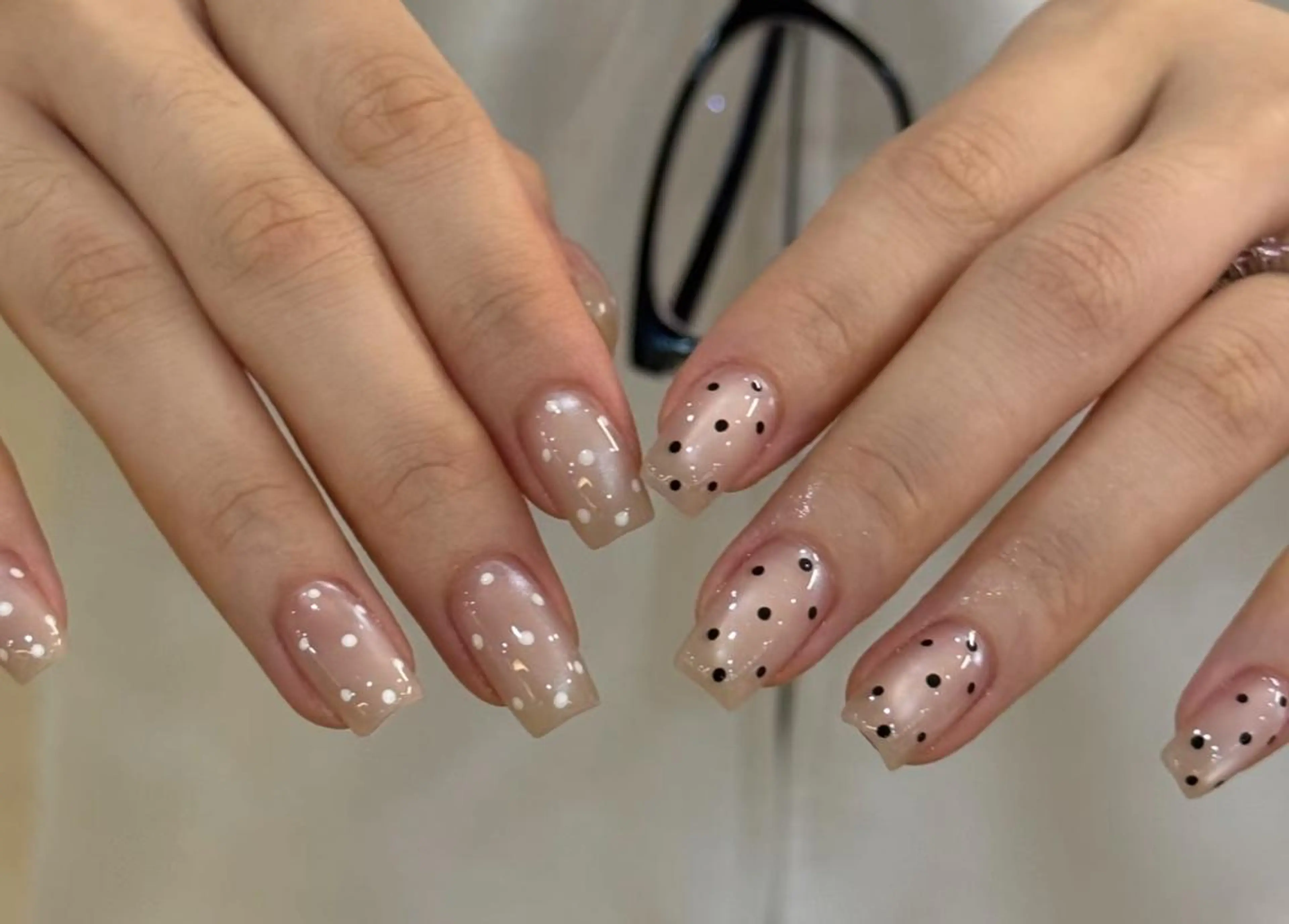 ネイル ハンドネイル エ リのネイルデザイン