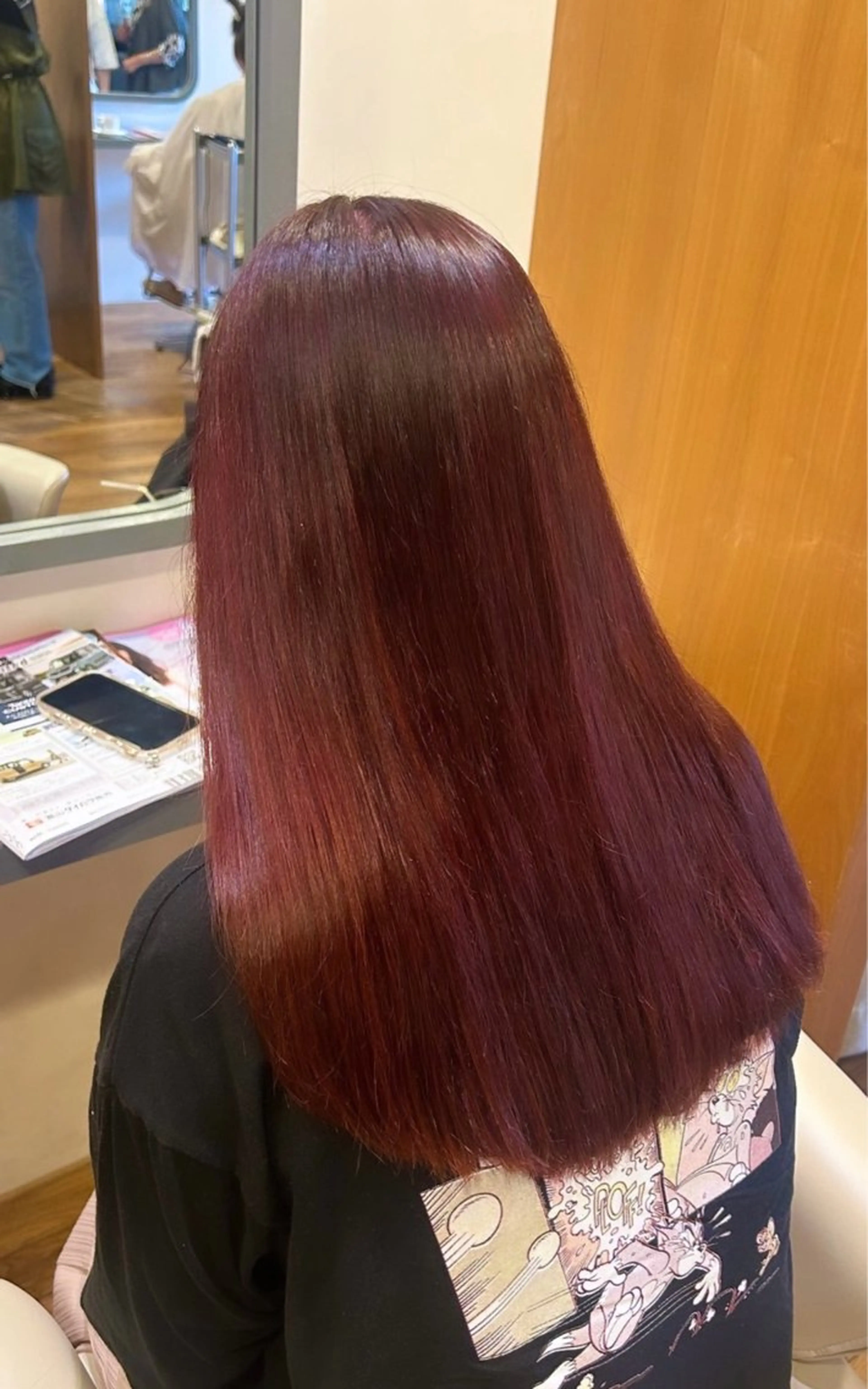 ロング カラー ボルドーカラー ヘアカラー トリートメント 小島 千夏のヘアスタイル