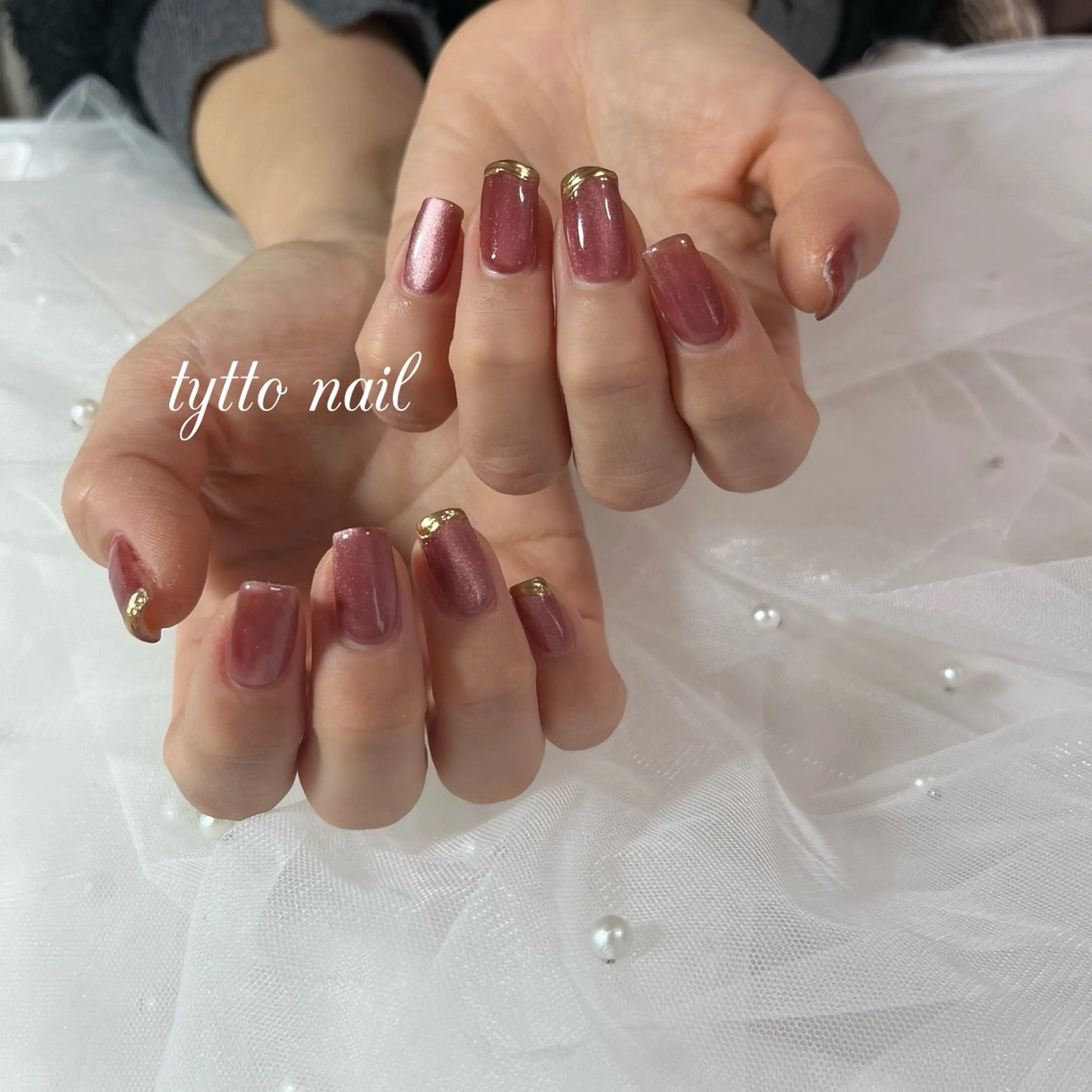ネイル ボルドー ハート キラキラネイル マグネットネイル ミラーネイル ハンドネイル tytto nail ❤︎‪‪eri‪‪のネイルデザイン