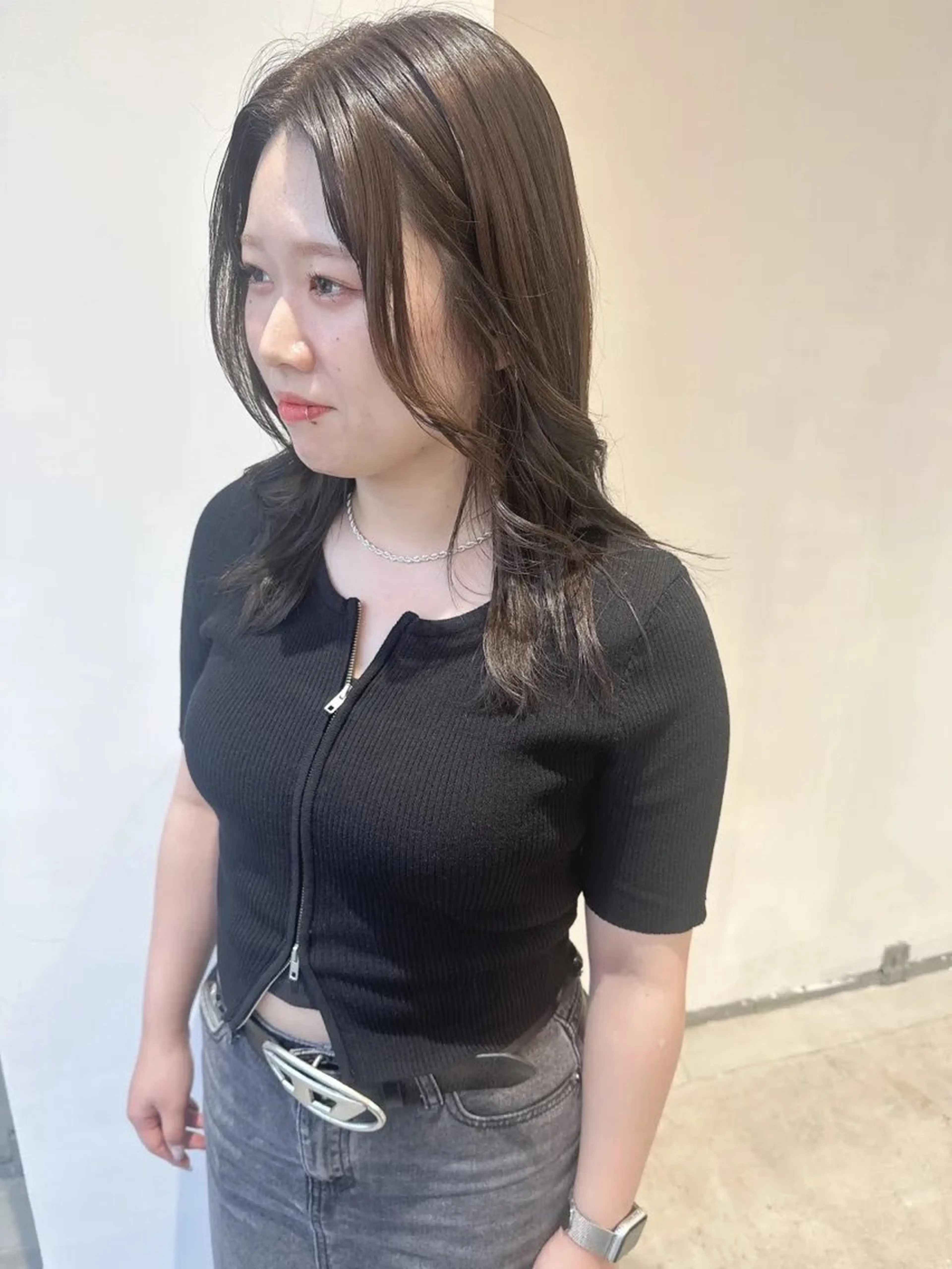 ミディアム pole pole所属・坂本 美佳のヘアスタイル
