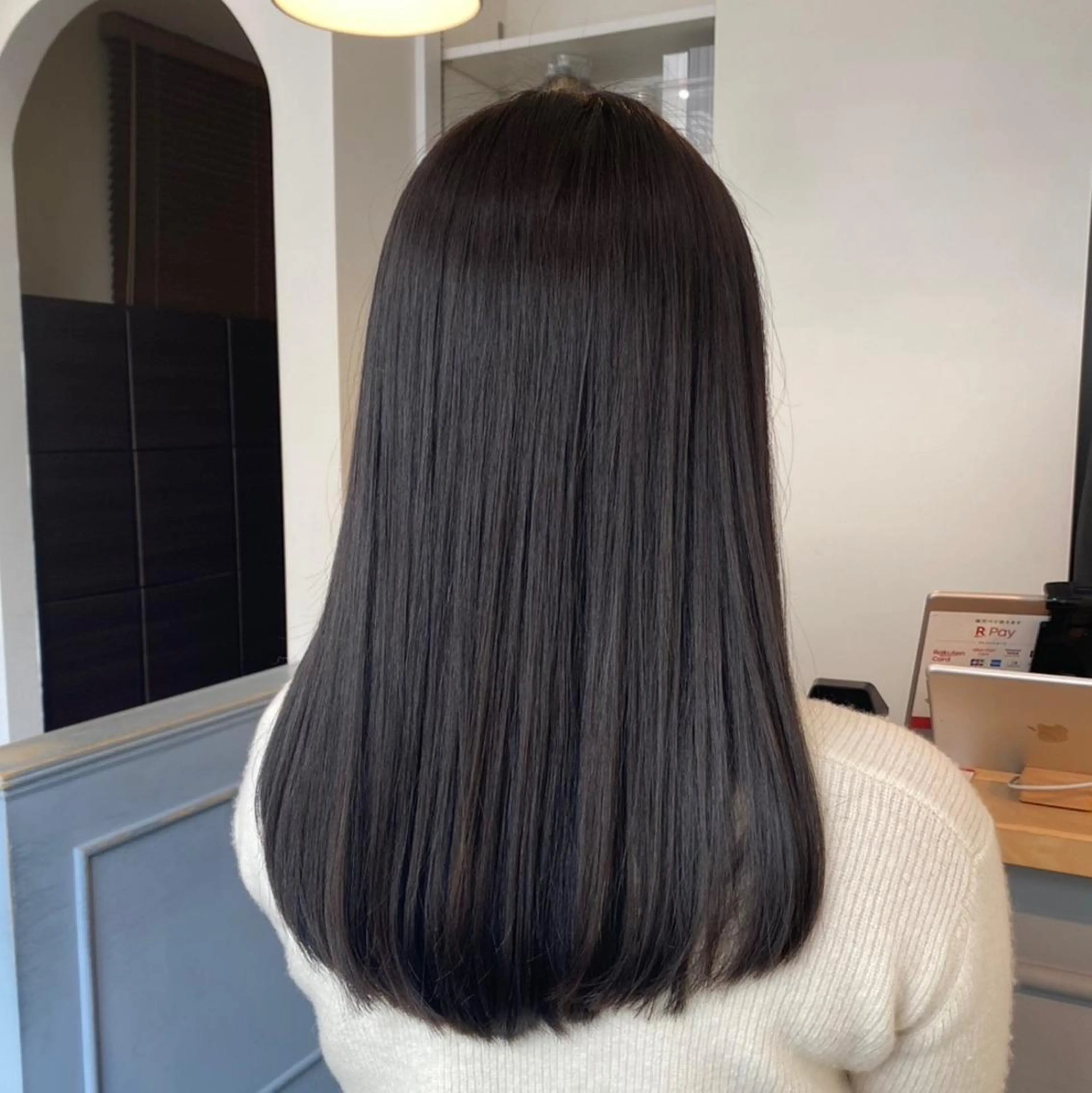 ミディアム [Amphi Tokyo]宮原のヘアスタイル
