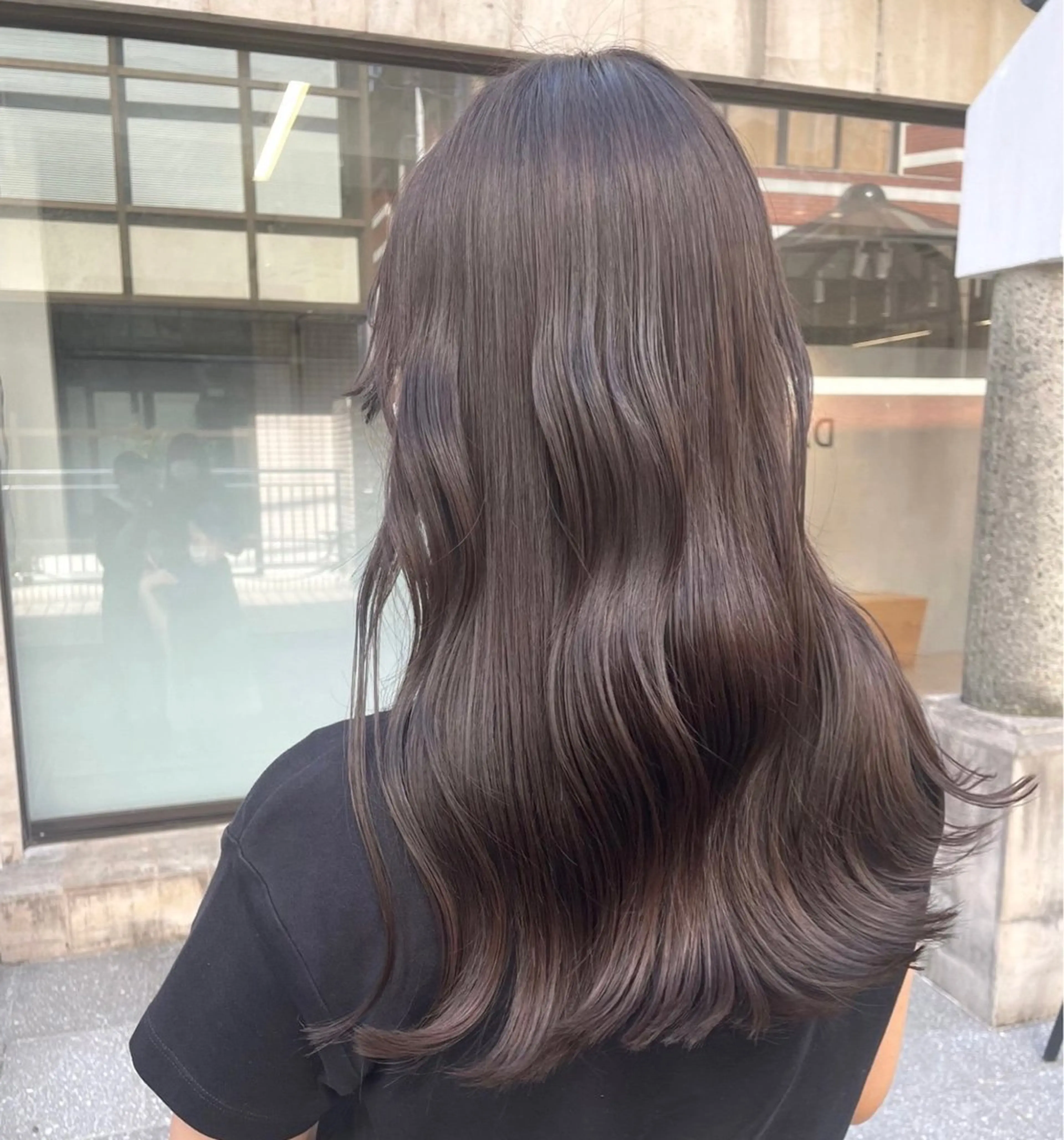 ロング カラー ブリーチ ダブルカラー ハイライトカラー ブリーチなしカラー ハイライト ヘアカラー トリートメント ヘッドスパ ヘアセット Wカラー/髪質改善/ 艶カラー🩶Sanaのヘアスタイル