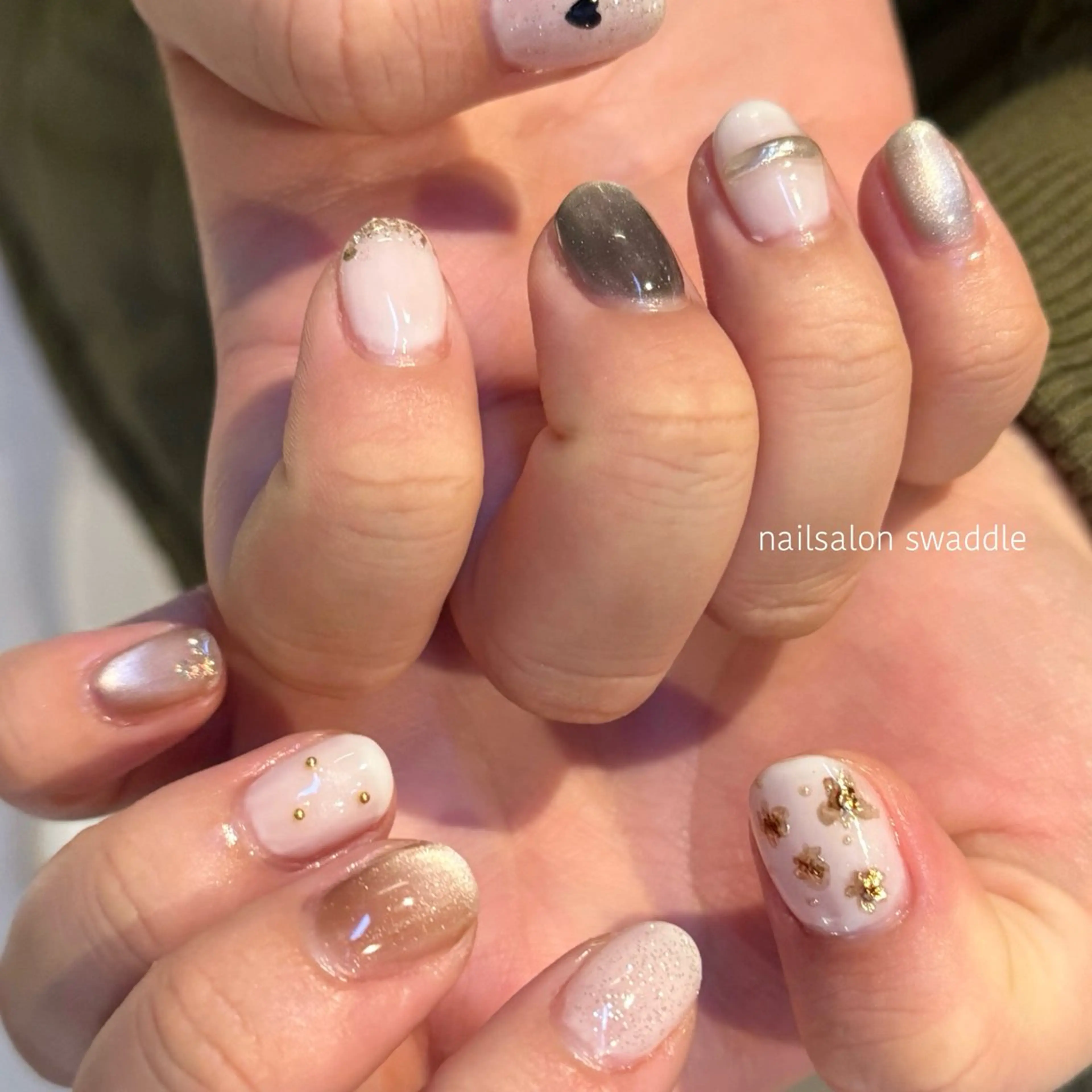 ネイル ハンドネイル ハンドケア nail salon swaddle 🪽のネイルデザイン