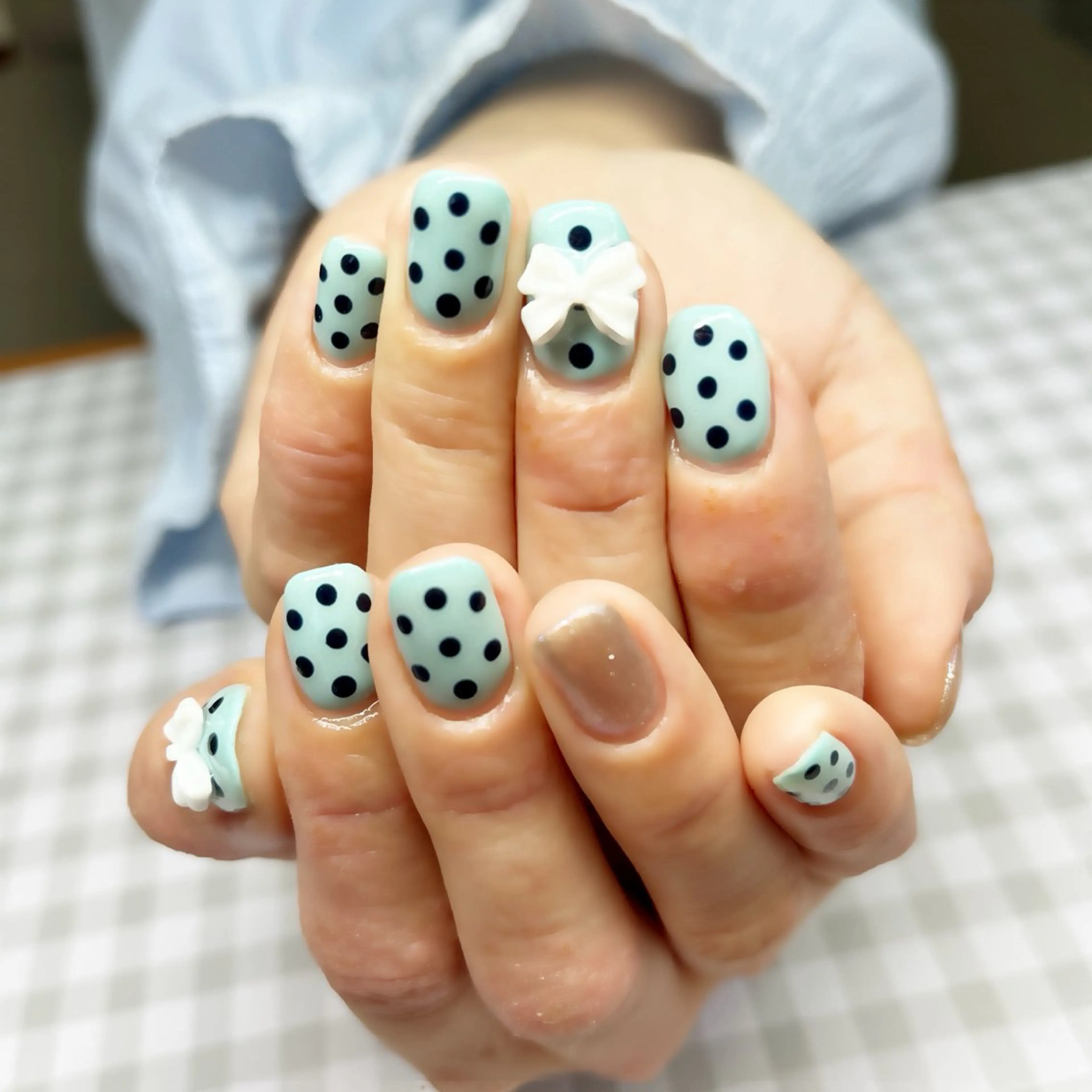 ネイル ドット リボン ハンドネイル Nail salon sowa-eのネイルデザイン
