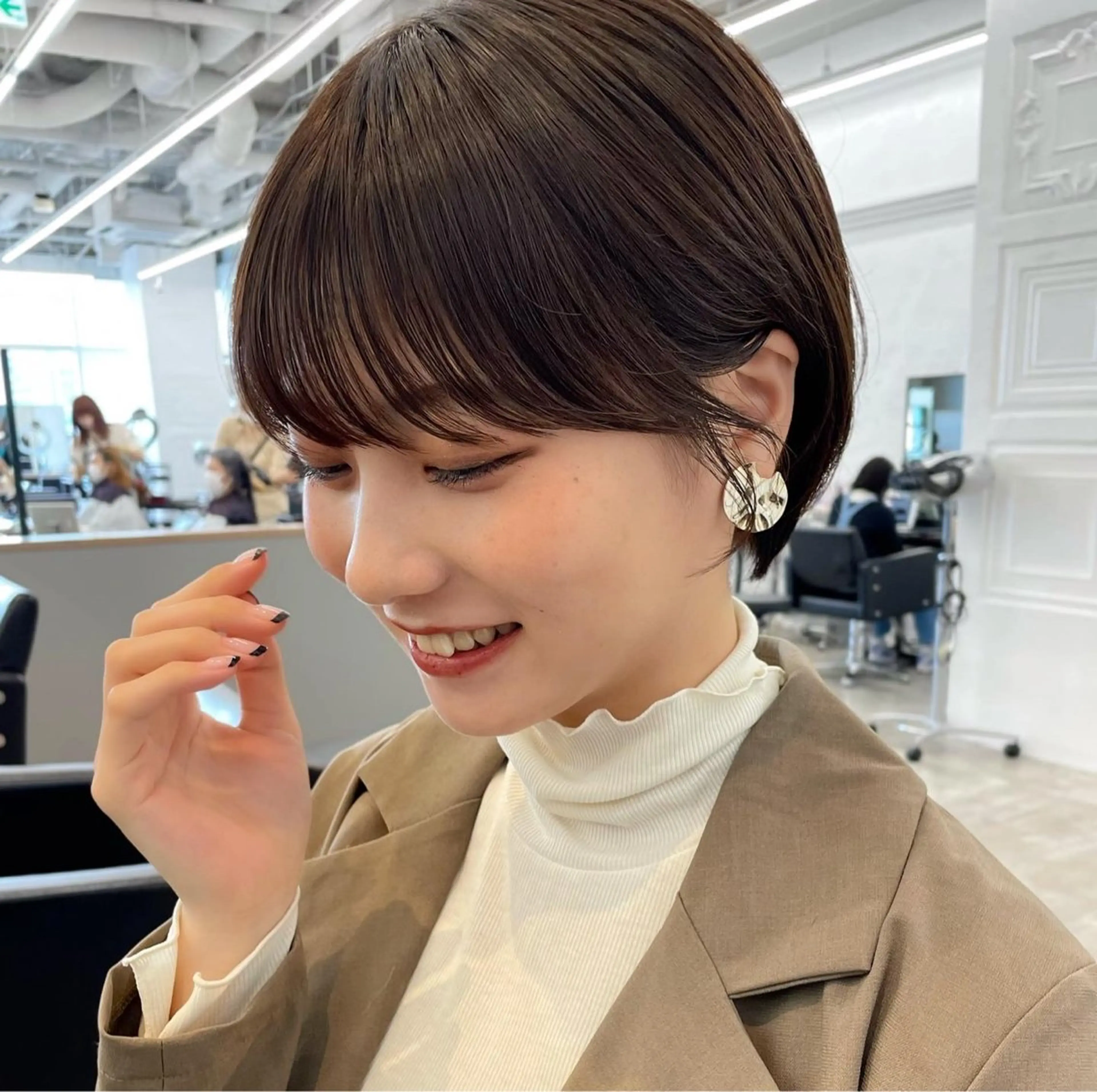 ショート カラー ショートヘア ヘアカラー 似合わせショート/透 明感カラー/西田祐賀のヘアスタイル