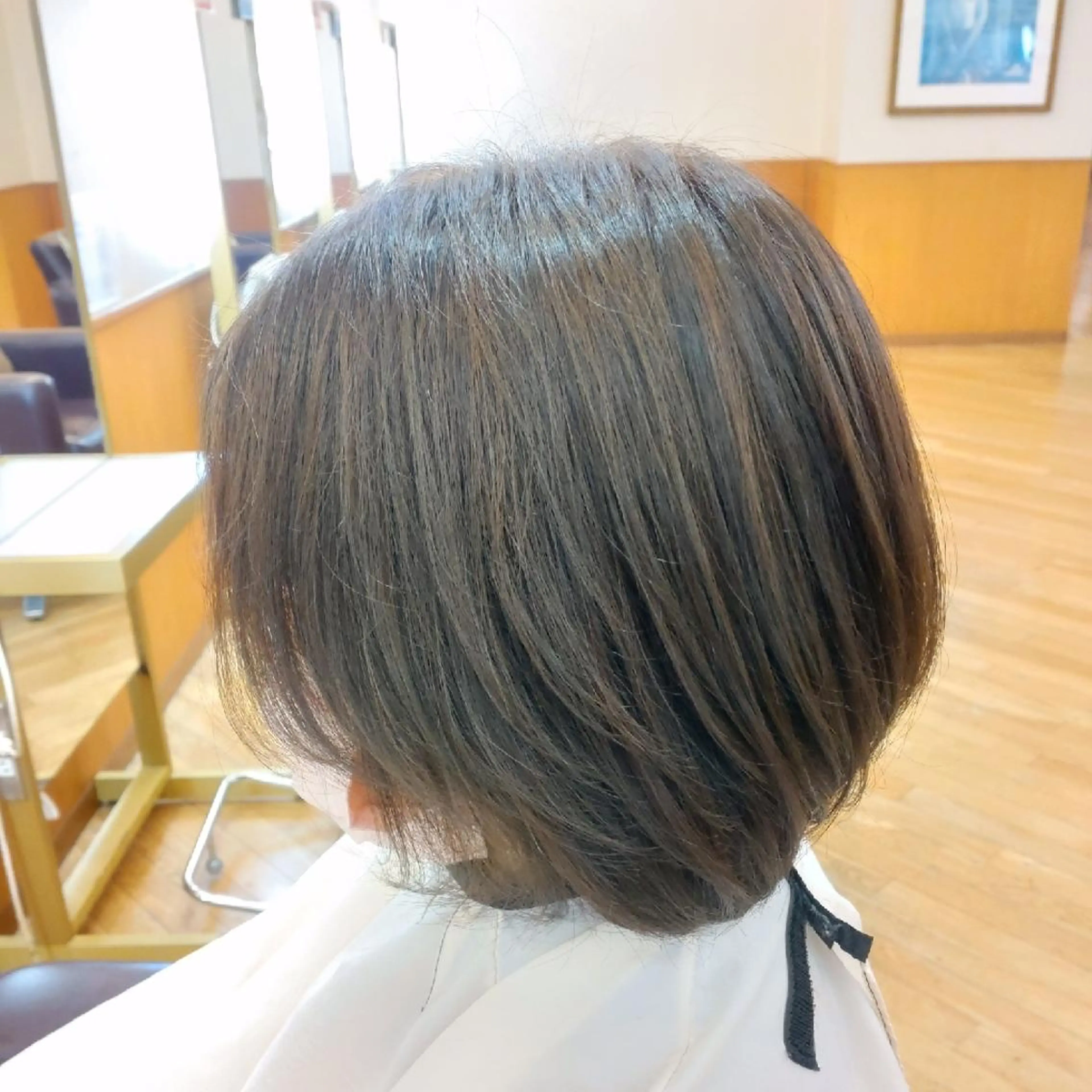 ミディアム カット ヘッドスパ 仮屋 敬介のヘアスタイル