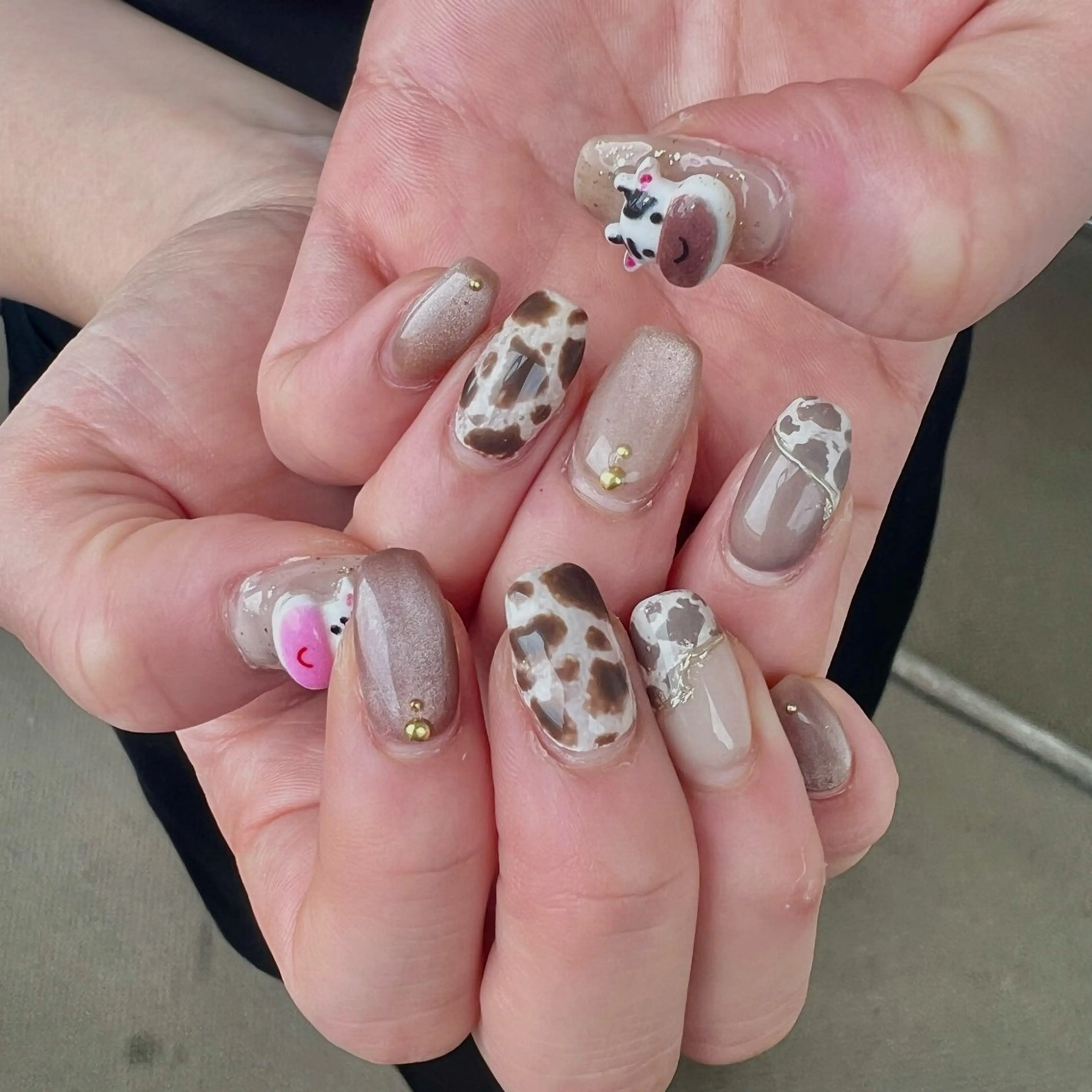 ネイル ハンドネイル m.nail/ 🐄💛🧡❤️のネイルデザイン