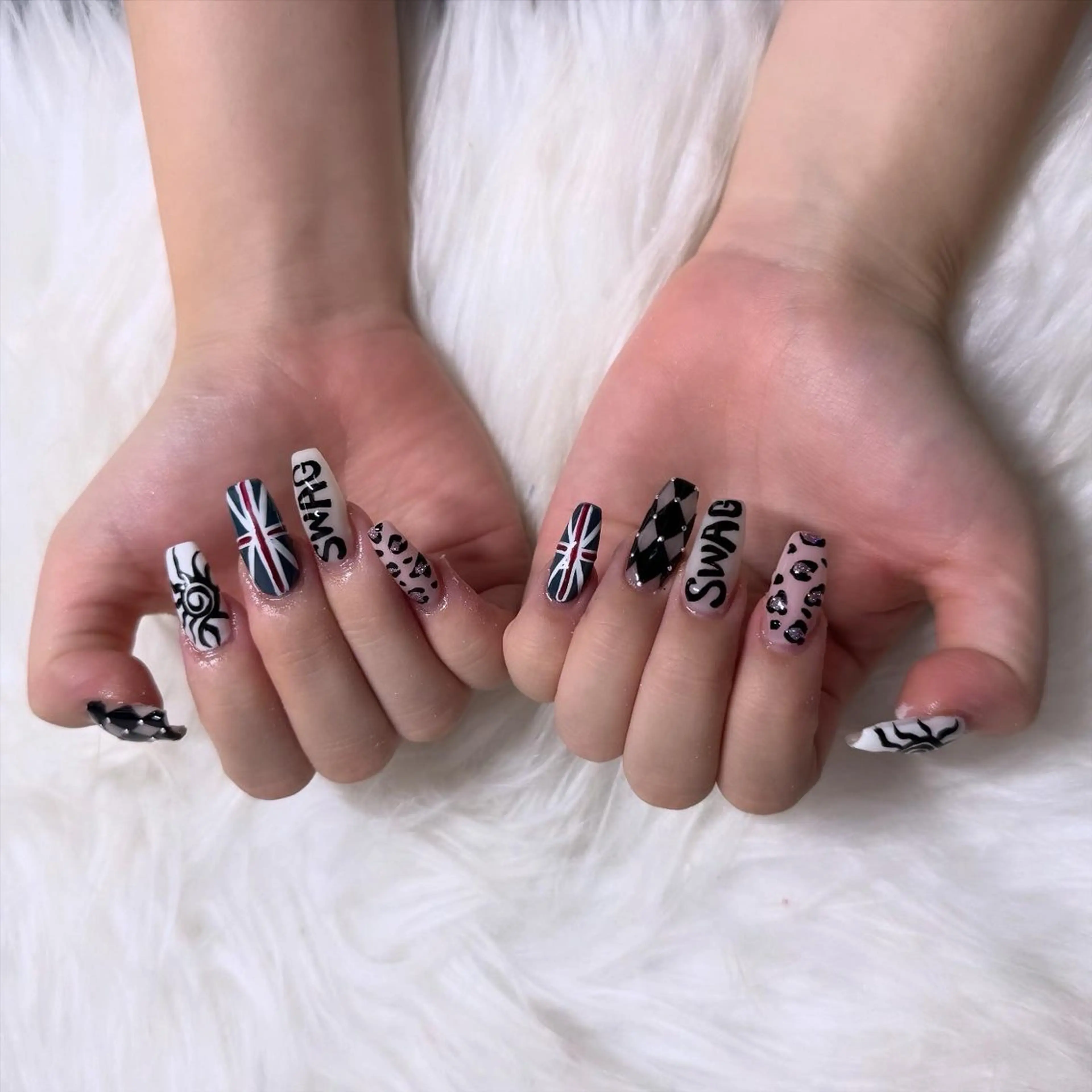 ロング ハンドネイル mao .のネイルデザイン