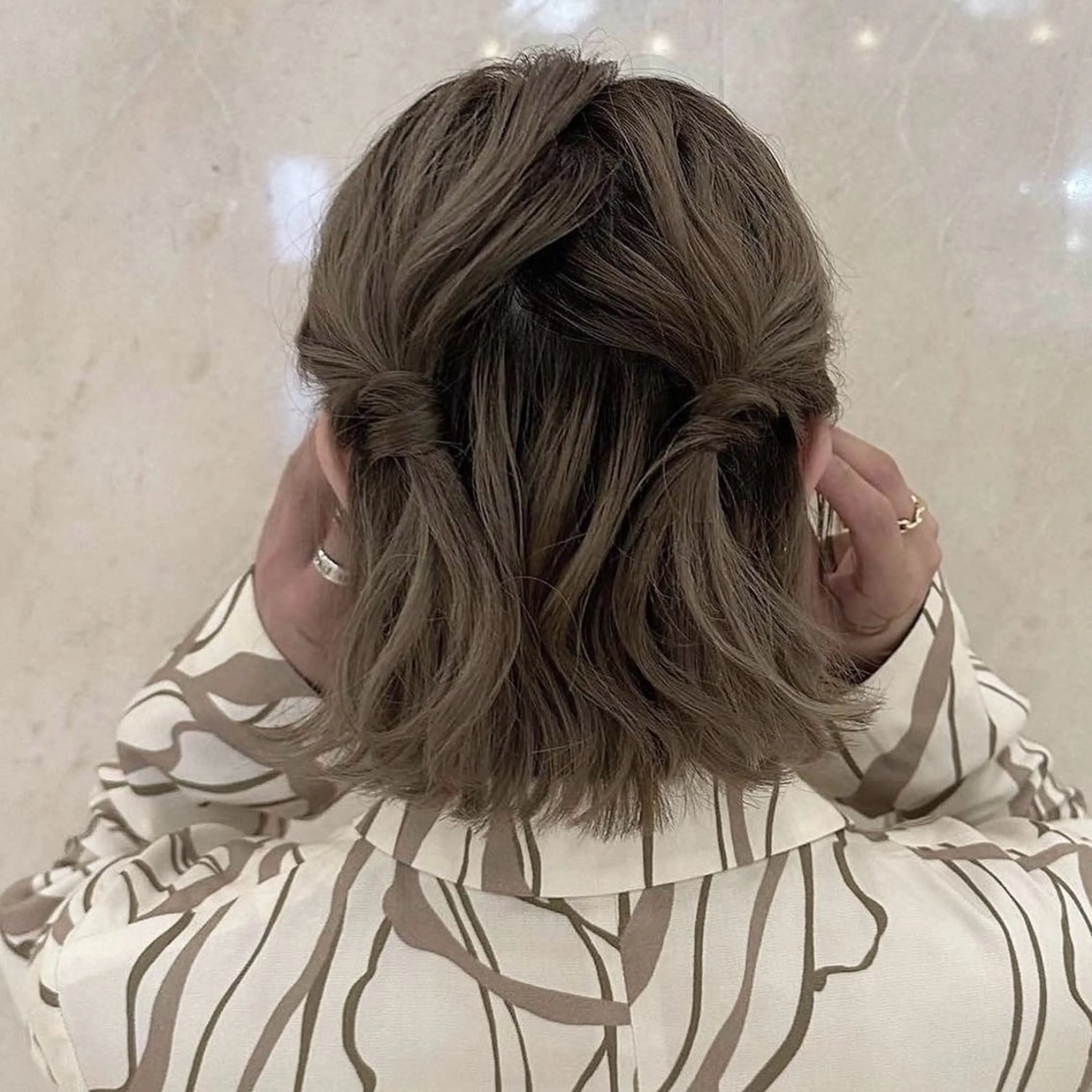 ミディアム ヘアセット 柔らかbeige /chinari❤︎のヘアスタイル