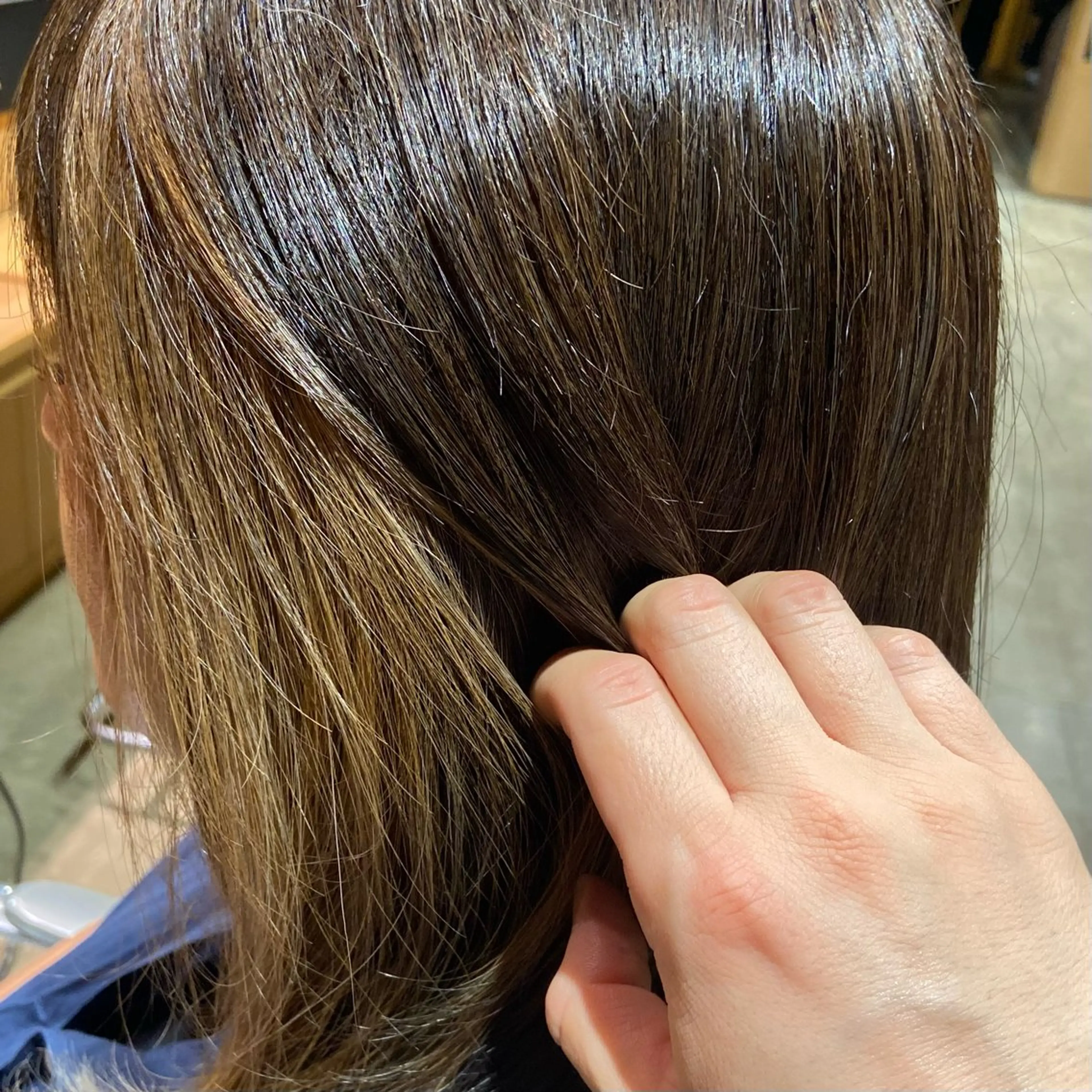 ミディアム カラー ミストバング  フェイスフレーミング イルミナカラー organic life所属・IWASHITA TAKESHIのヘアスタイル
