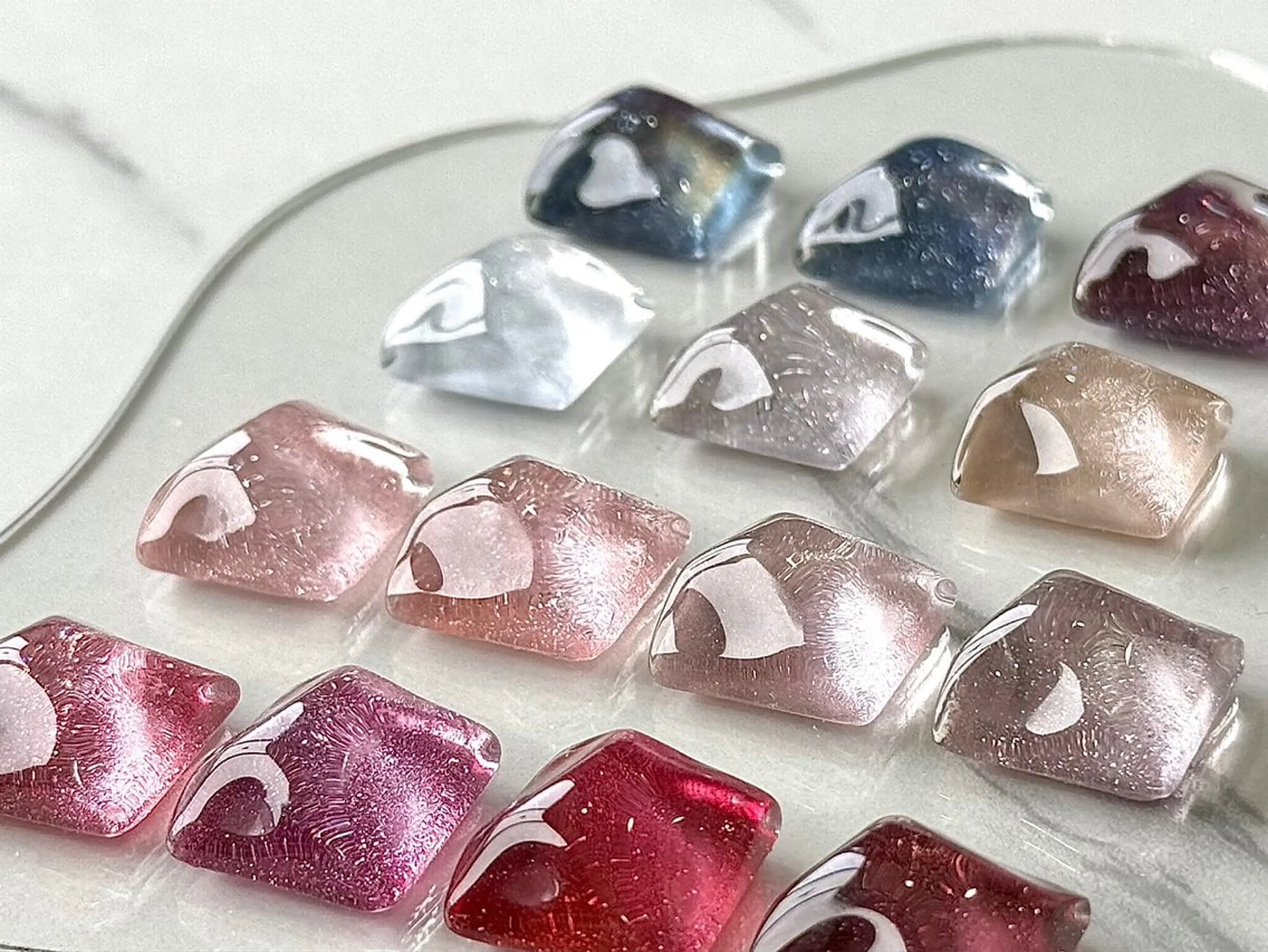 ネイル LUNON竹ノ塚店 Rikoのネイルデザイン