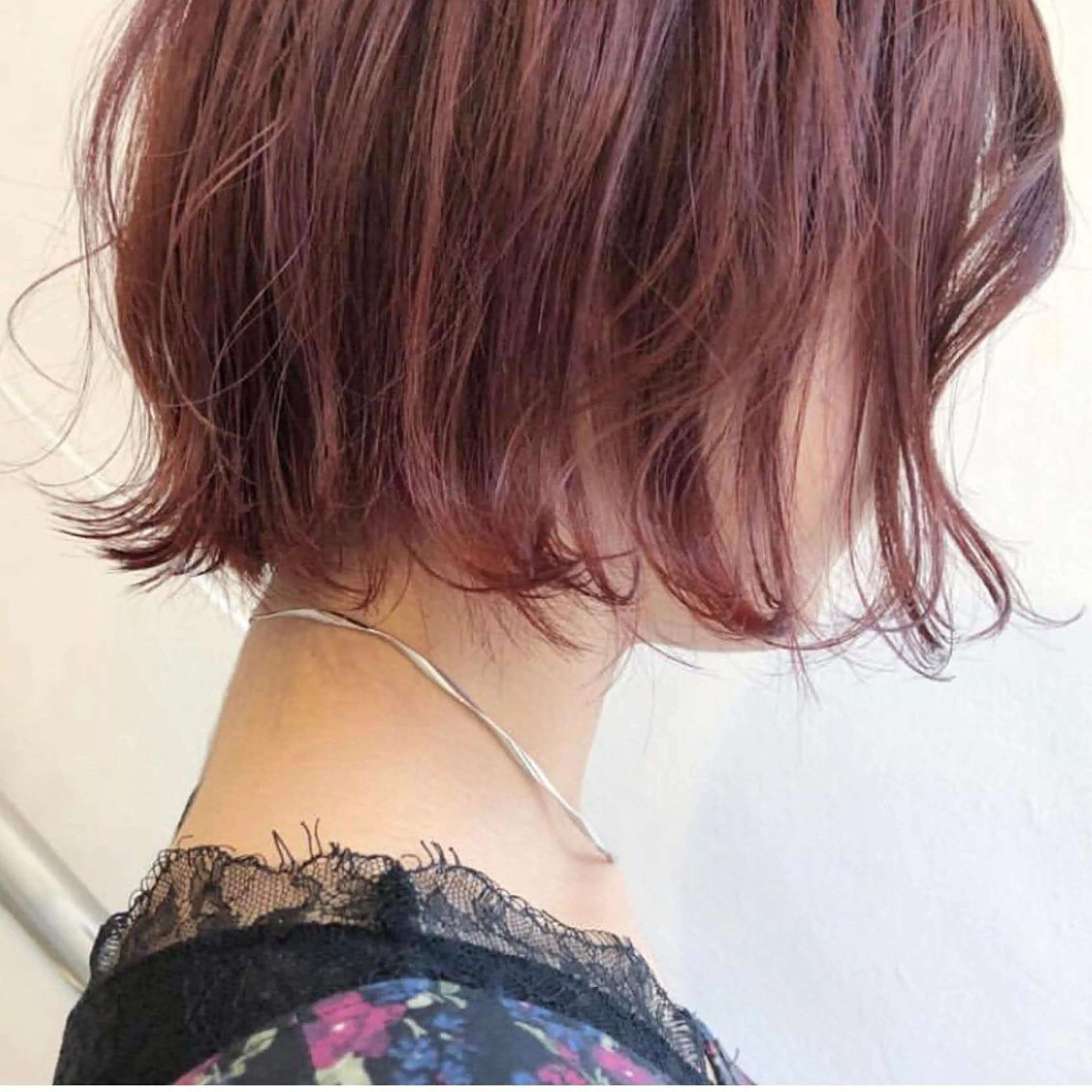 ショート カラー ヘアアレンジ キッズ アディクシーカラー バレイヤージュ ミストバング ベージュカラー 黒髪 ヘアカラー トリートメント ヘアセット カラー特化サロン Eir心斎橋のヘアスタイル
