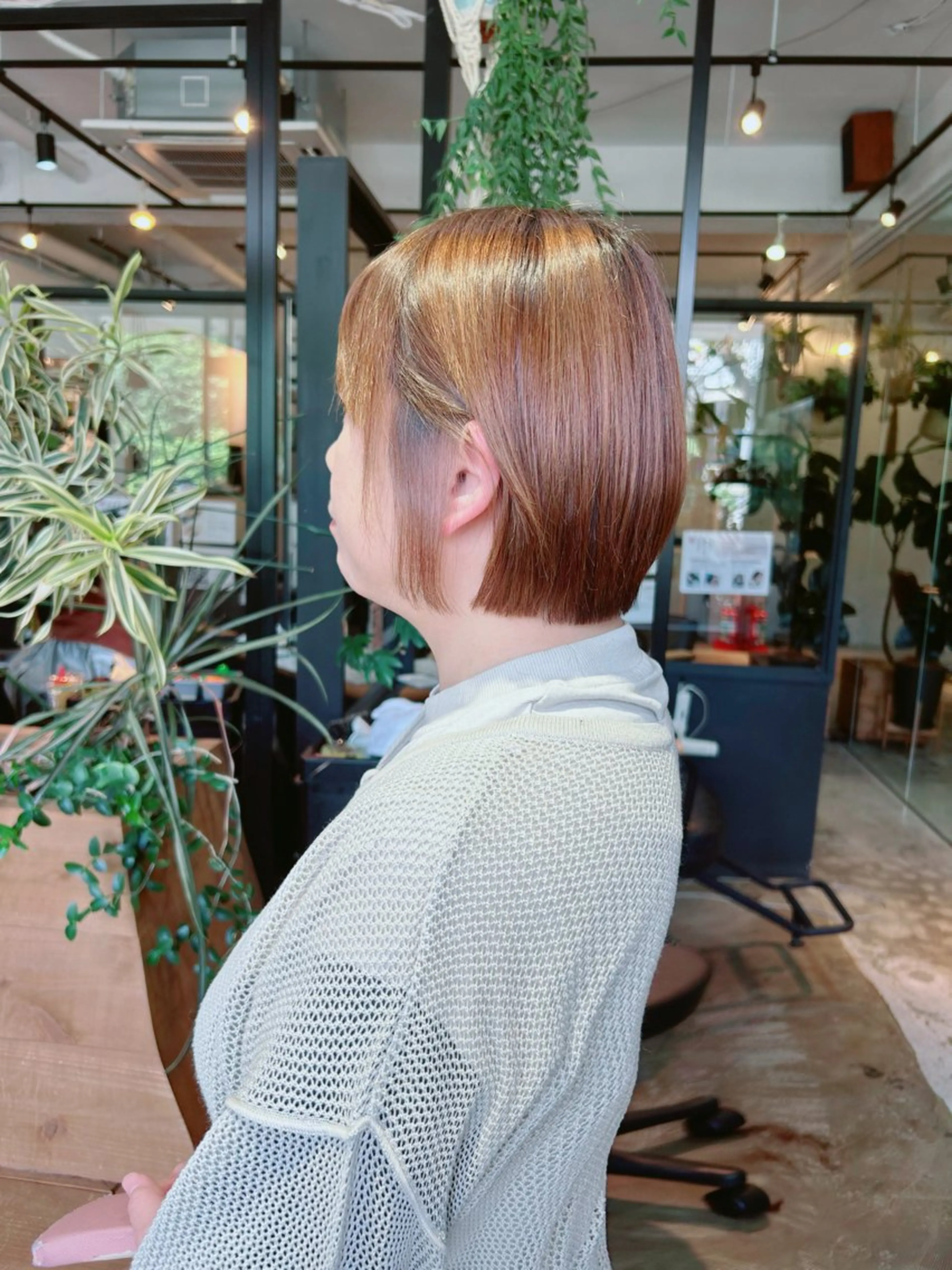 ミディアム カット FERIA桃山台🍑 𝕄𝕖𝕘𝕦のヘアスタイル
