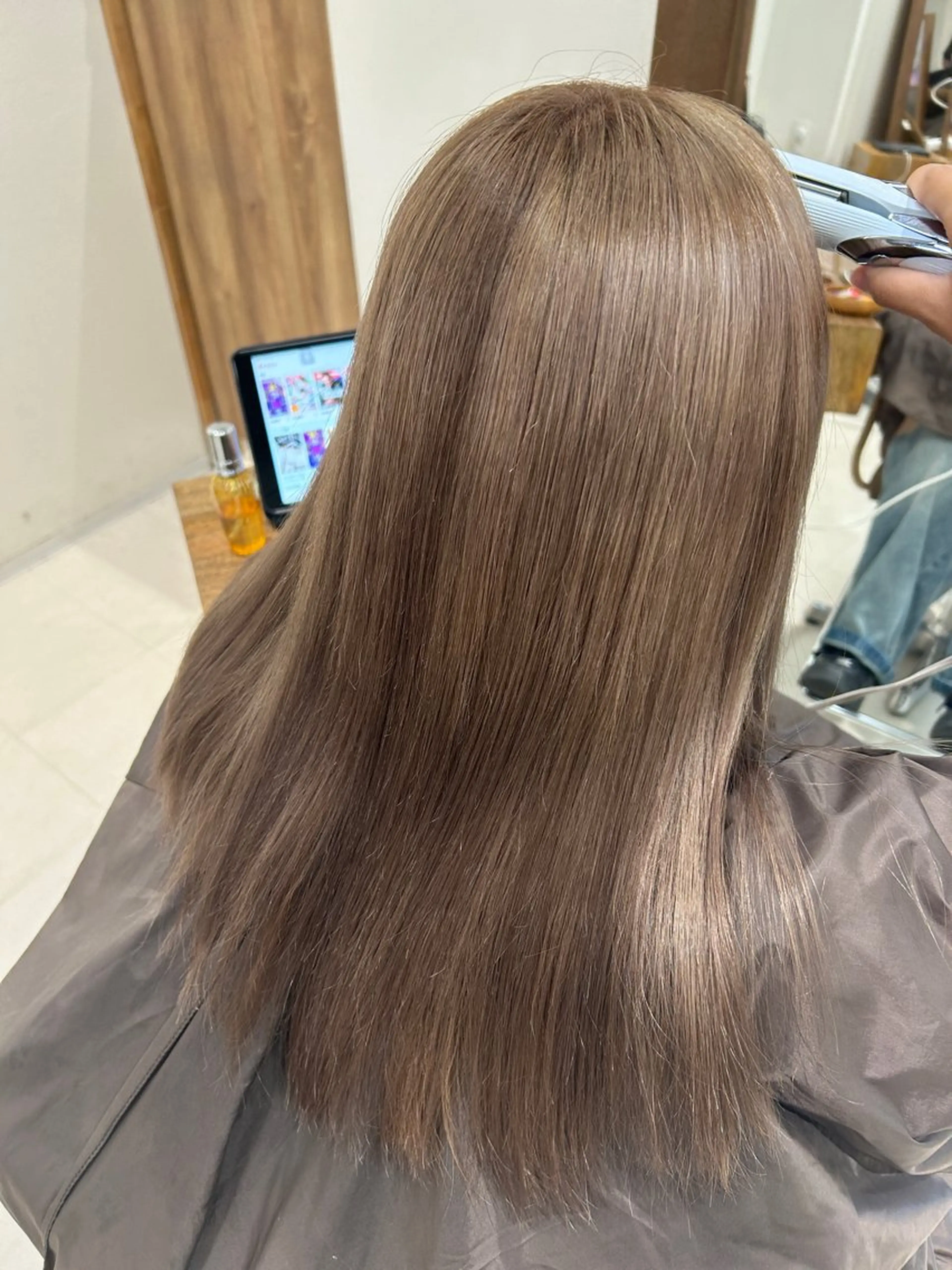 ロング カラー ベージュカラー カット ヘアカラー トリートメント ハイトーン/アレンジ /🎀YUINA🎀のヘアスタイル