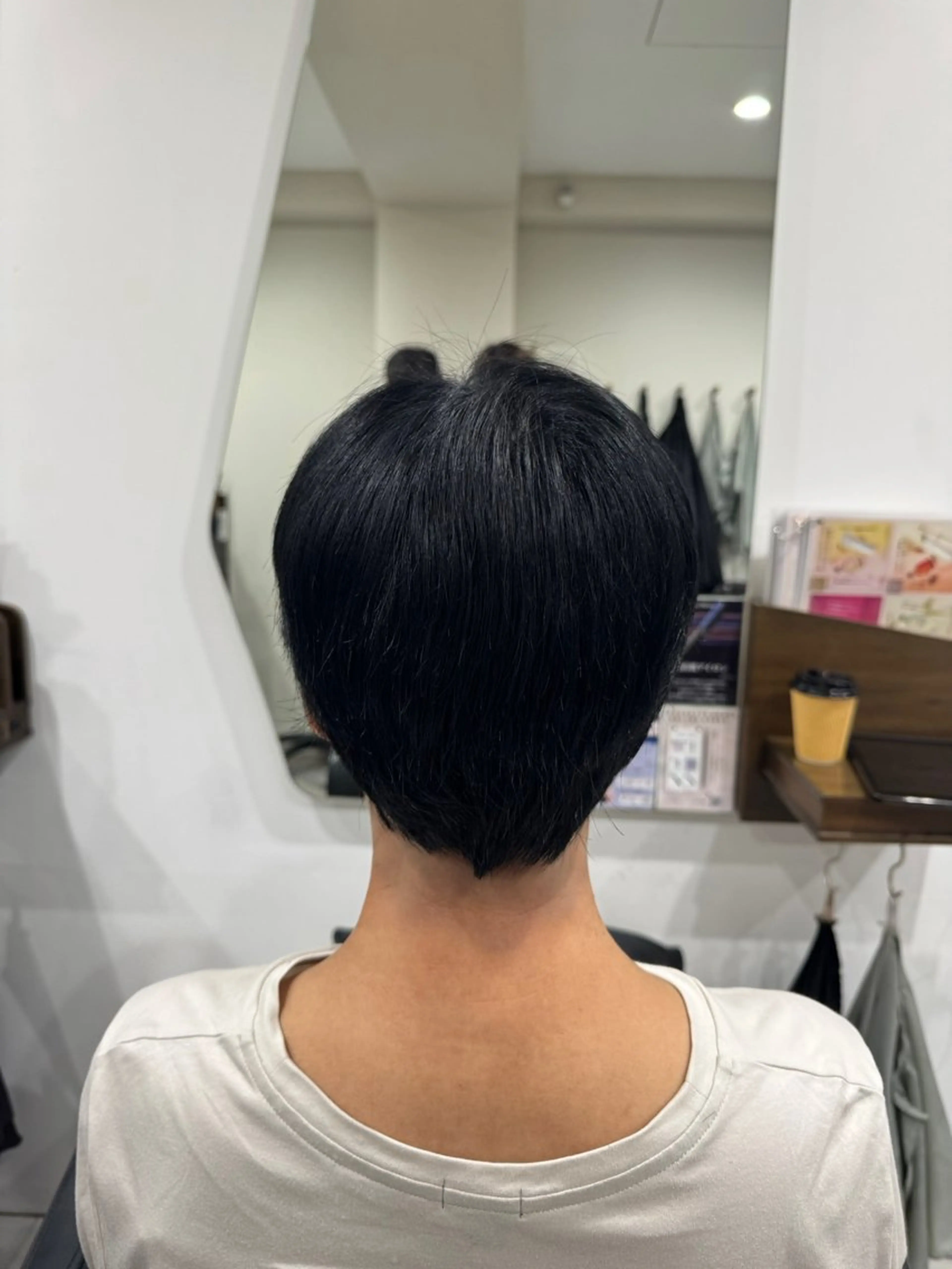 ショート カラー APHRODITE GINZA 御茶ノ水神保町店所属・1番のカワイイを作り ましょう🎀さやのヘアスタイル