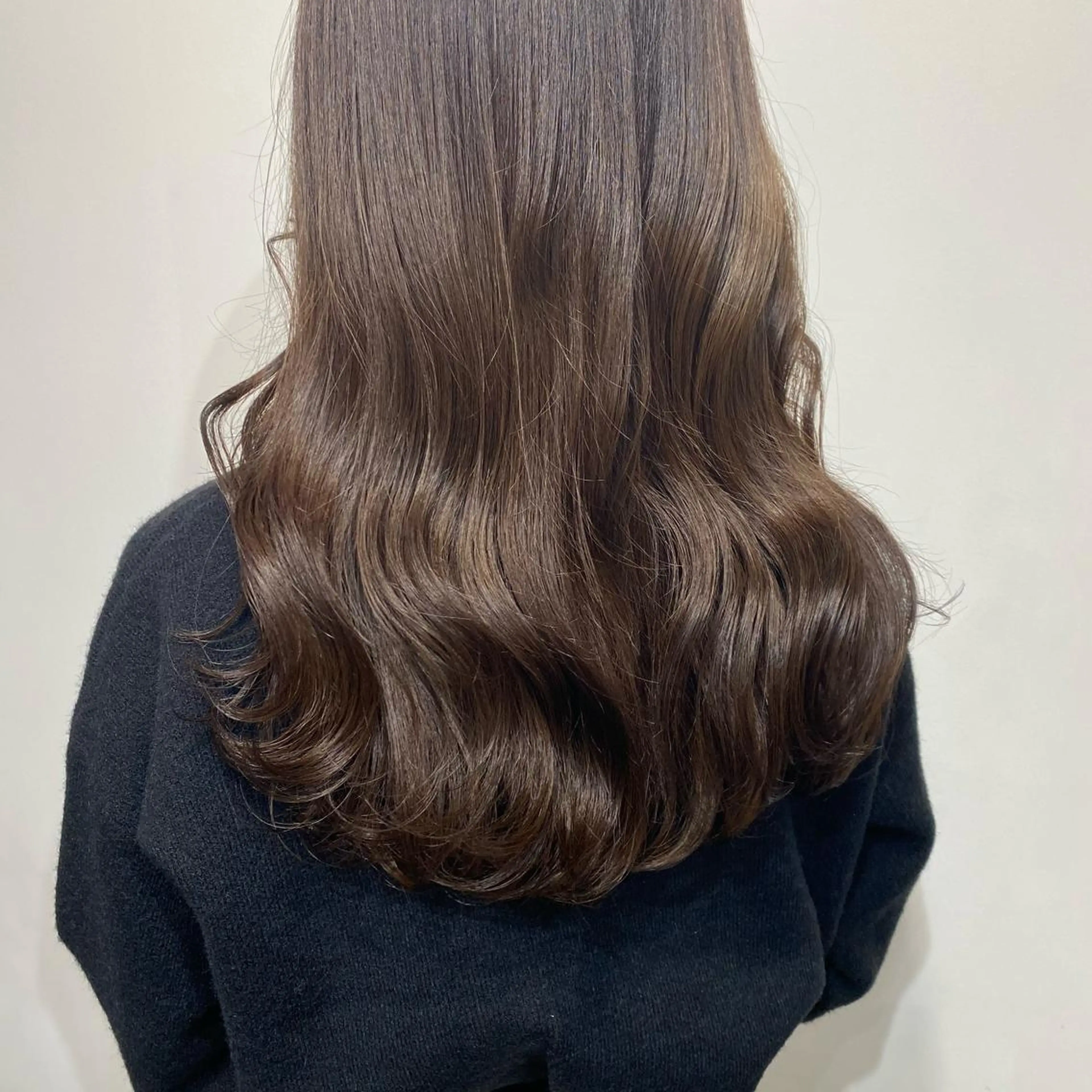 ロング カラー EKOLU所属・髪質改善サロン🫧 戎谷栞菜のヘアスタイル