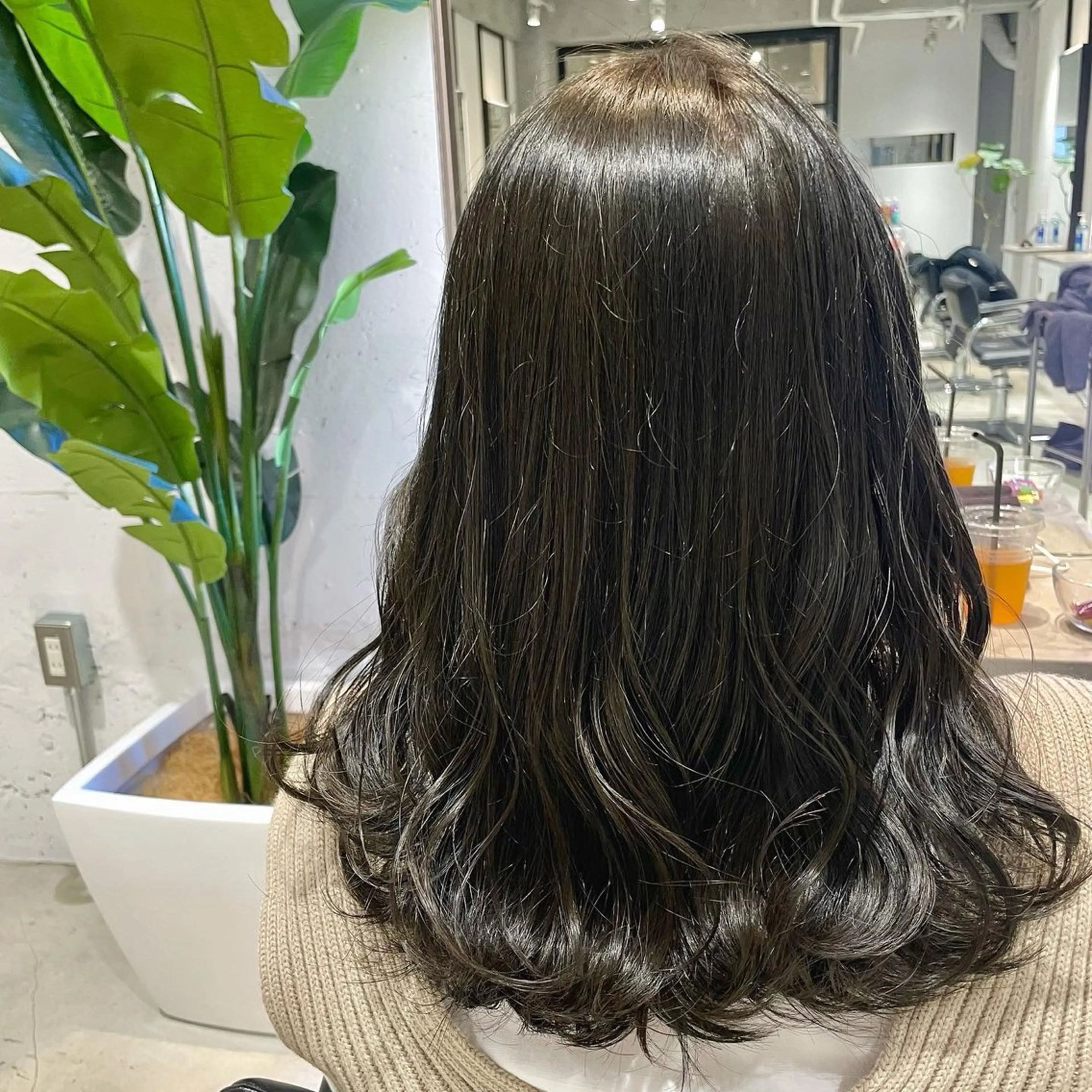 セミロング miku 🍑髪質改善サロンのヘアスタイル