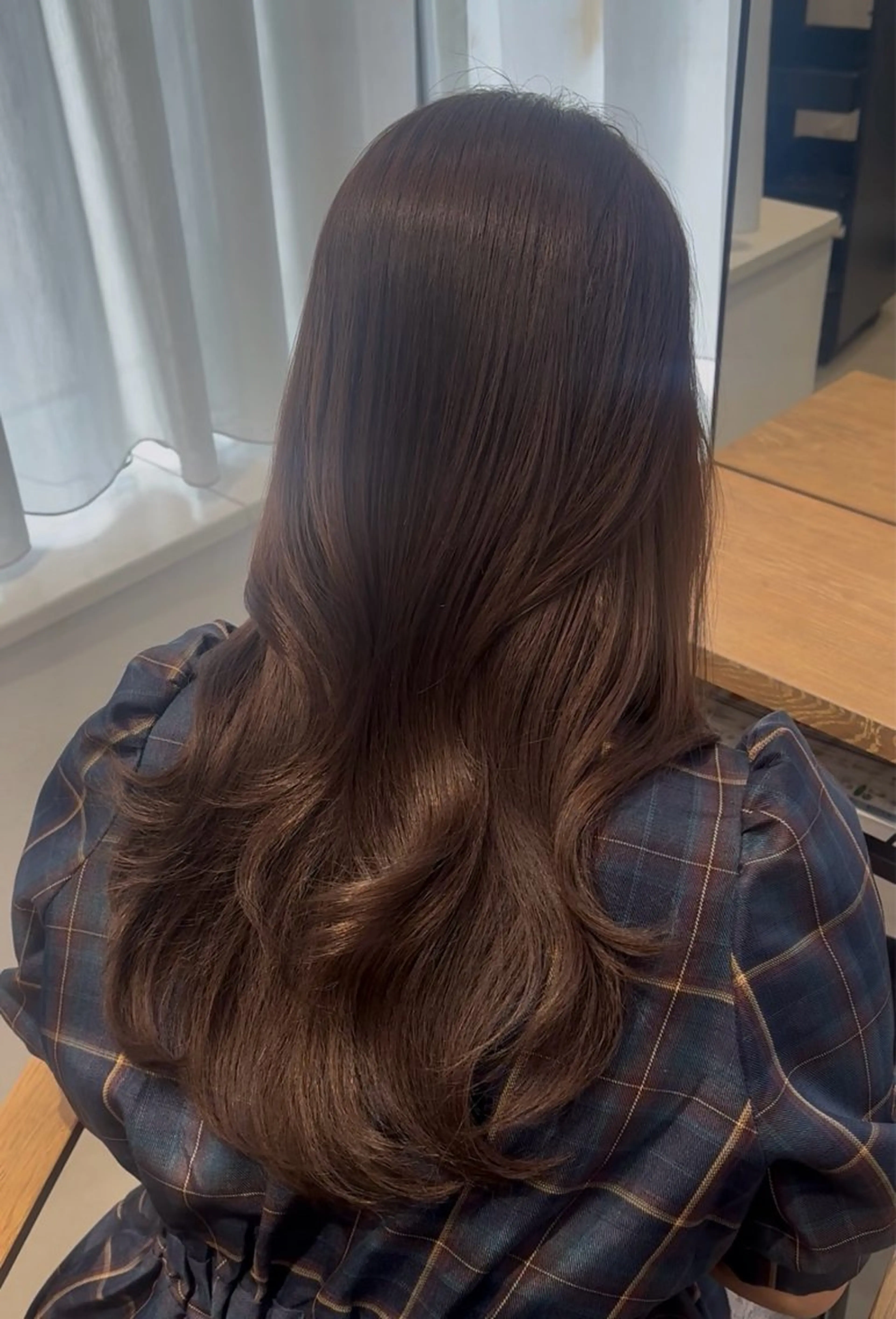 ロング くびれヘア レイヤーカット Allure表参道 /ハンナのヘアスタイル