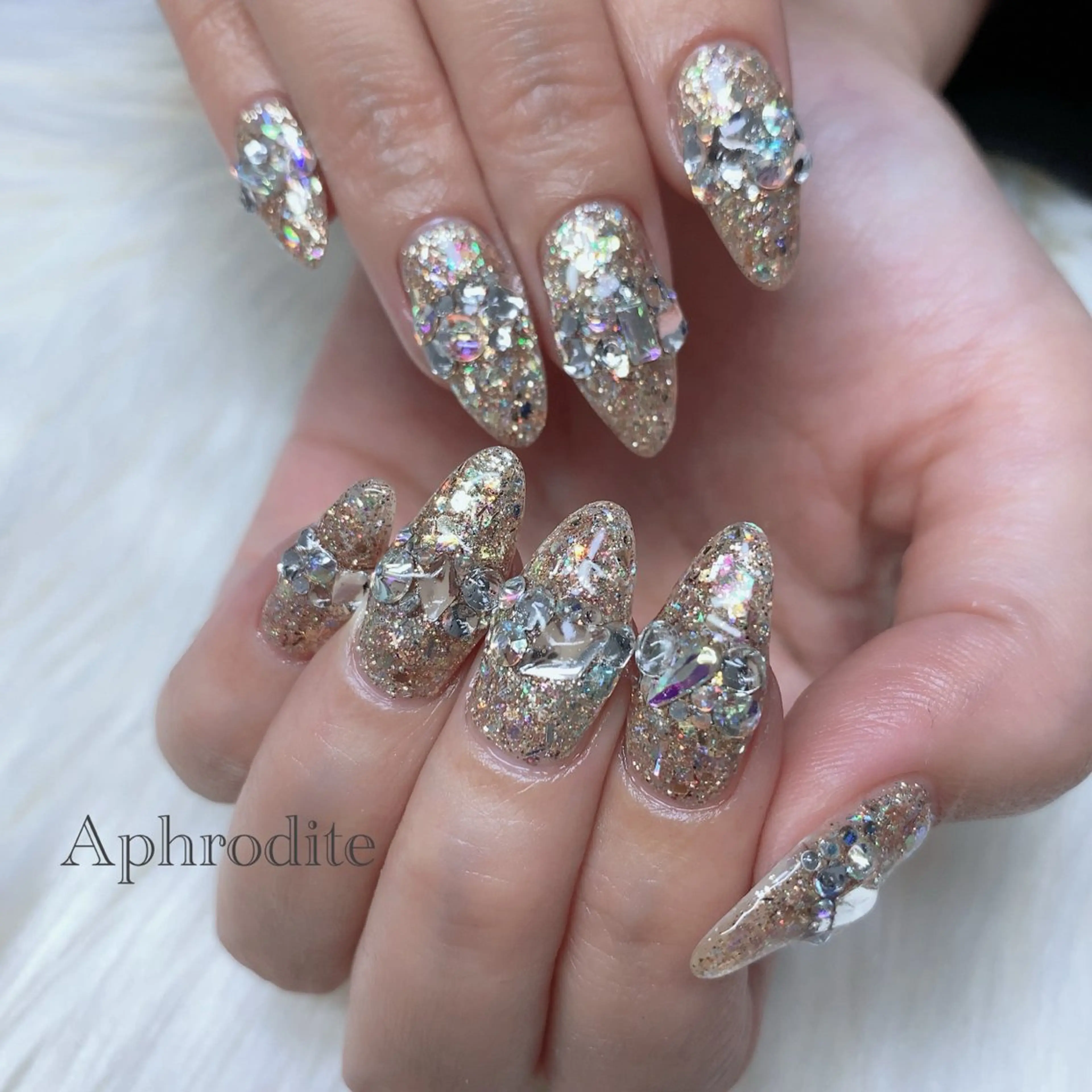 ネイル Aphrodite パラジェル認定サロンのネイルデザイン