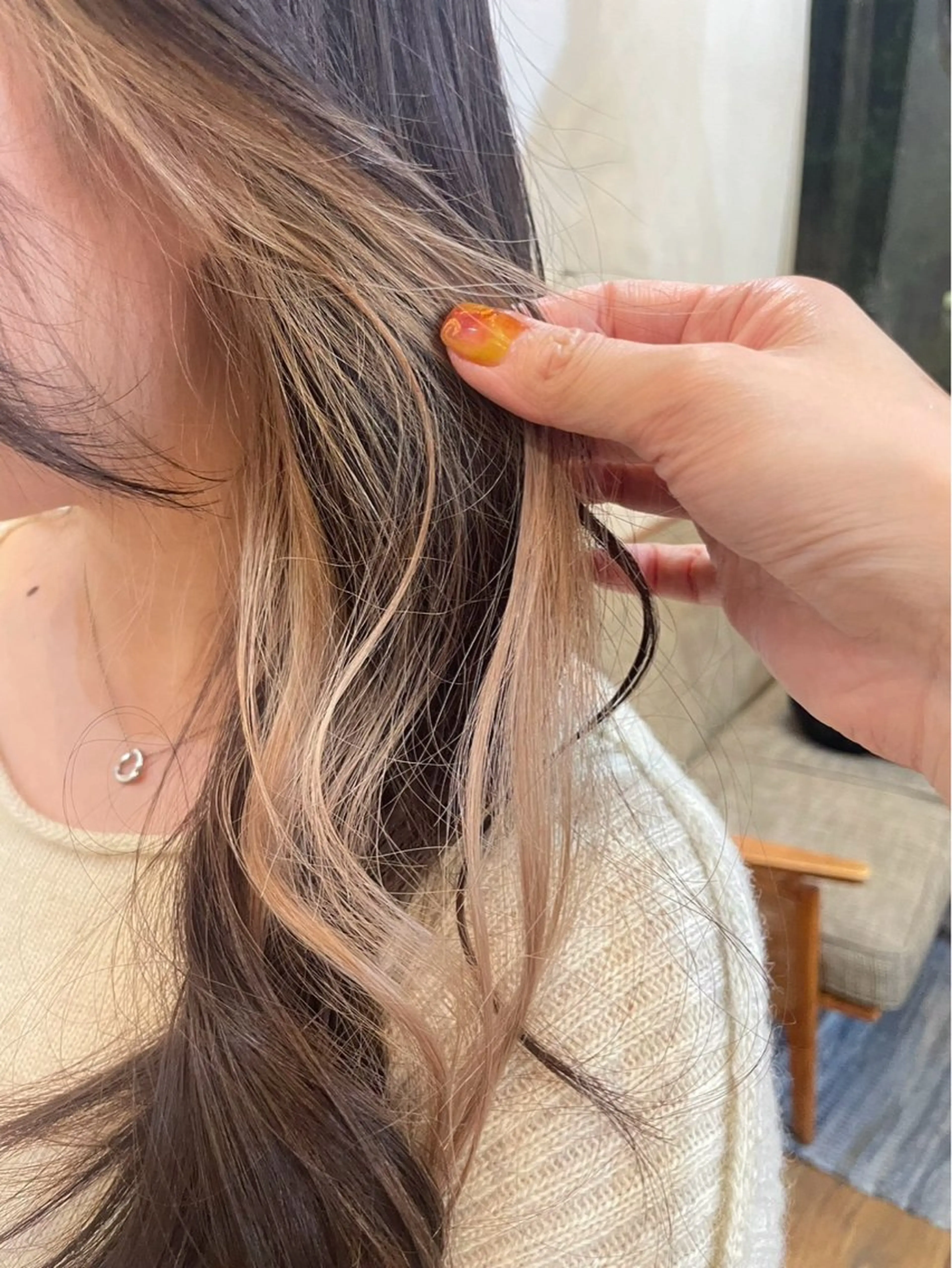 ミディアム カラー ブリーチ インナーカラー 🕊️Ayaka メンズパーマのヘアスタイル