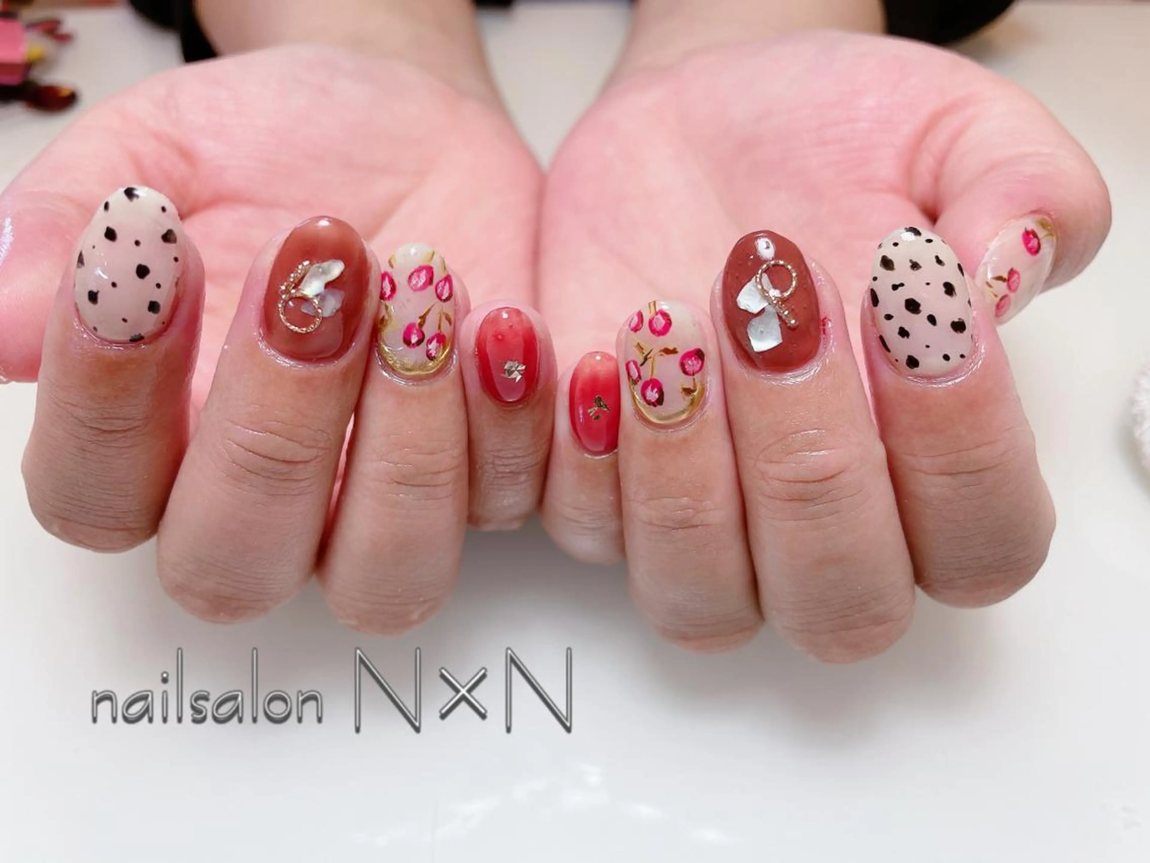 ネイル ニュアンスネイル ぷっくりネイル nail salon N×Nのネイルデザイン