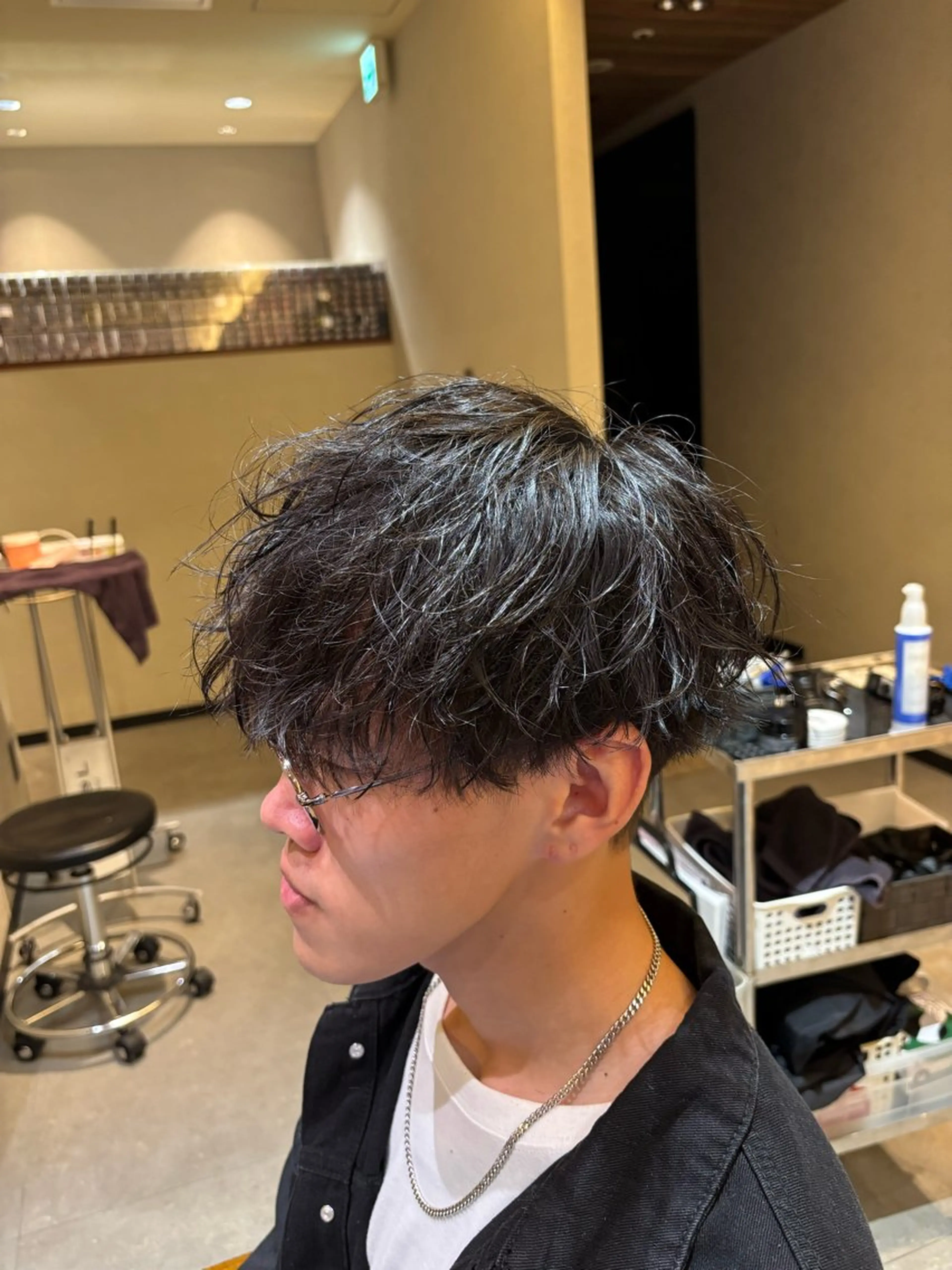 パーマ メンズ カット パーマ FURUSHO所属・透明感カラー/ ツイスパ/小倉悠佑のヘアスタイル