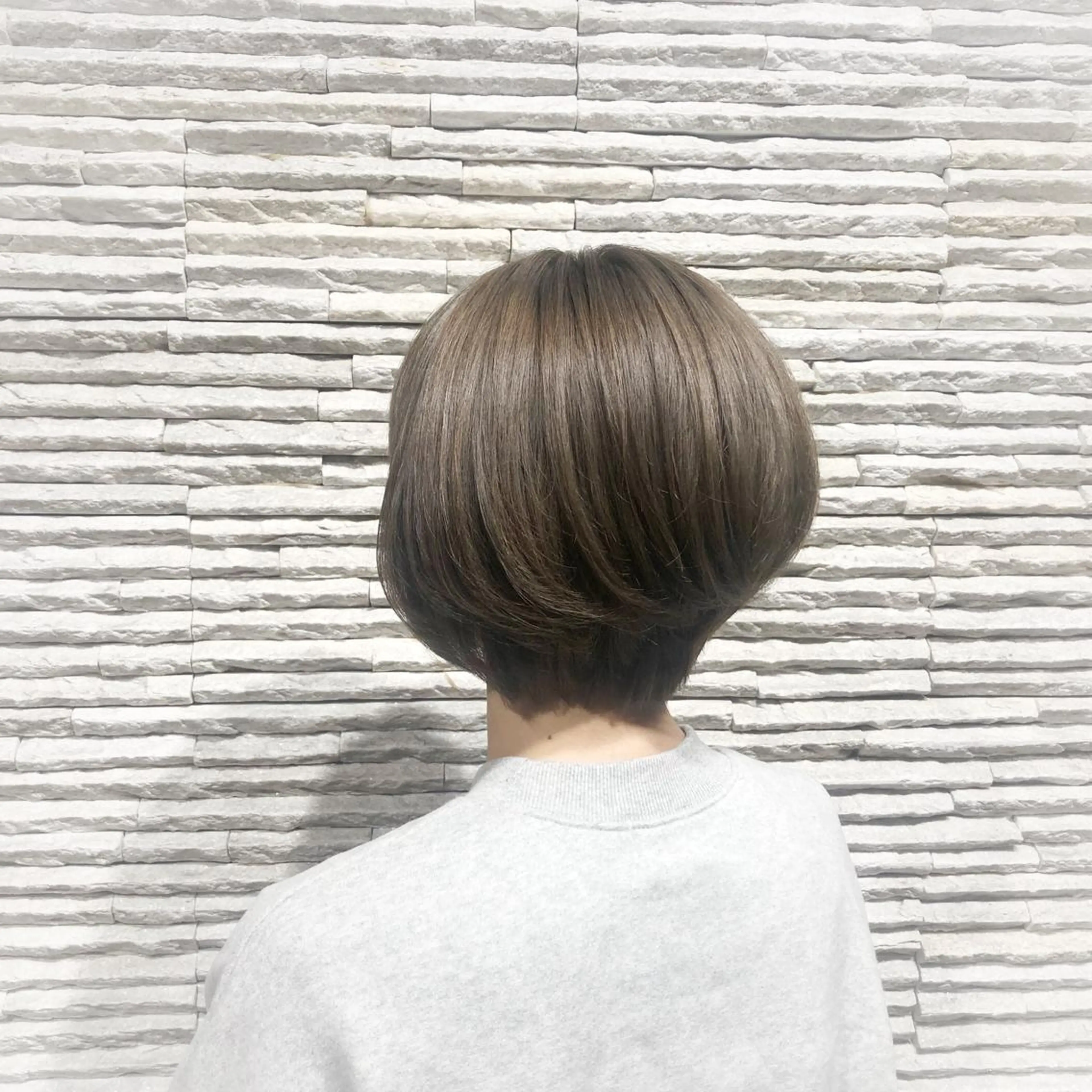 ショート カラー ヘアカラー 嶋田 ゆきのヘアスタイル